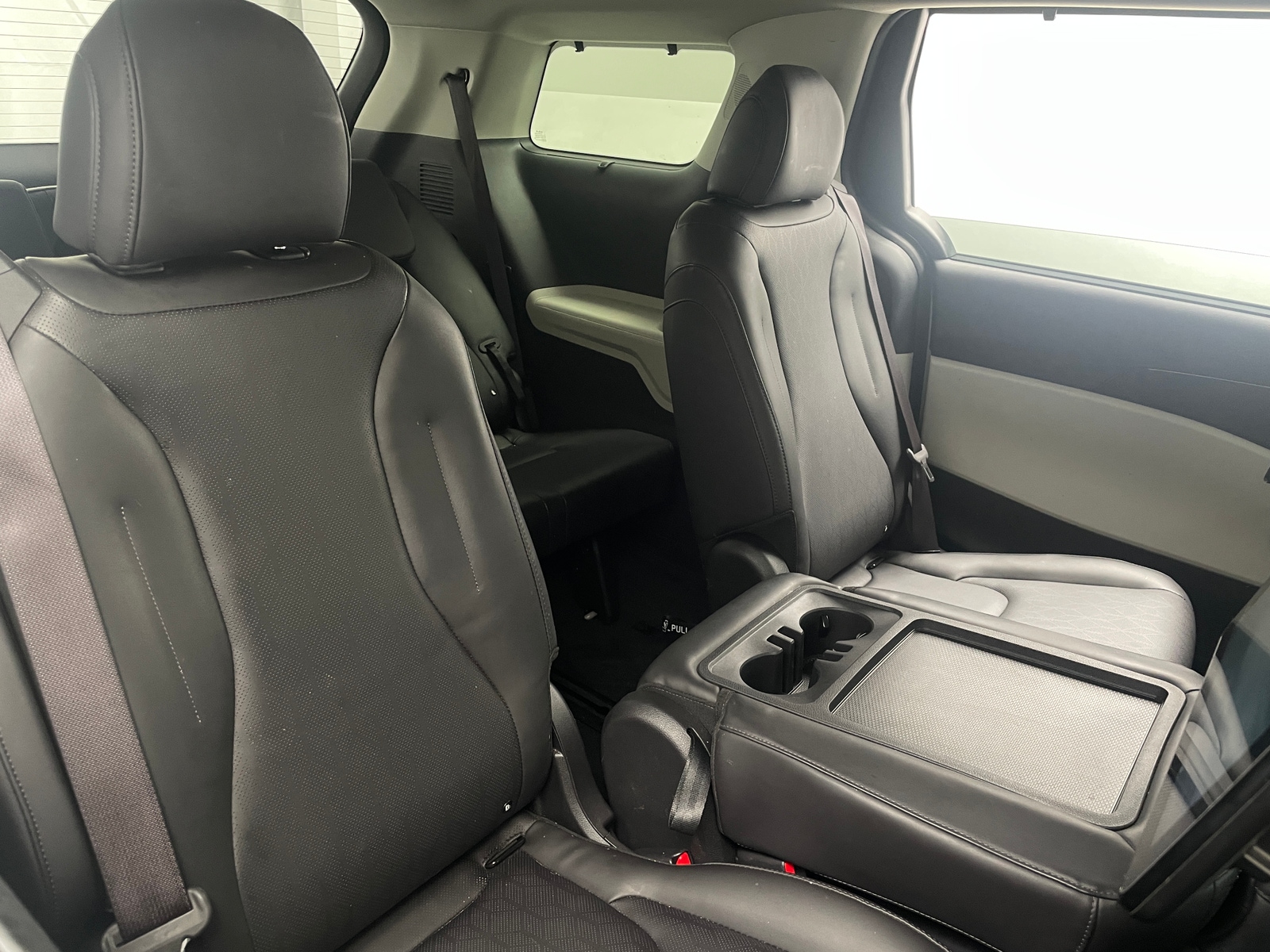 Thumbnail: 2022 Kia Carnival - 5