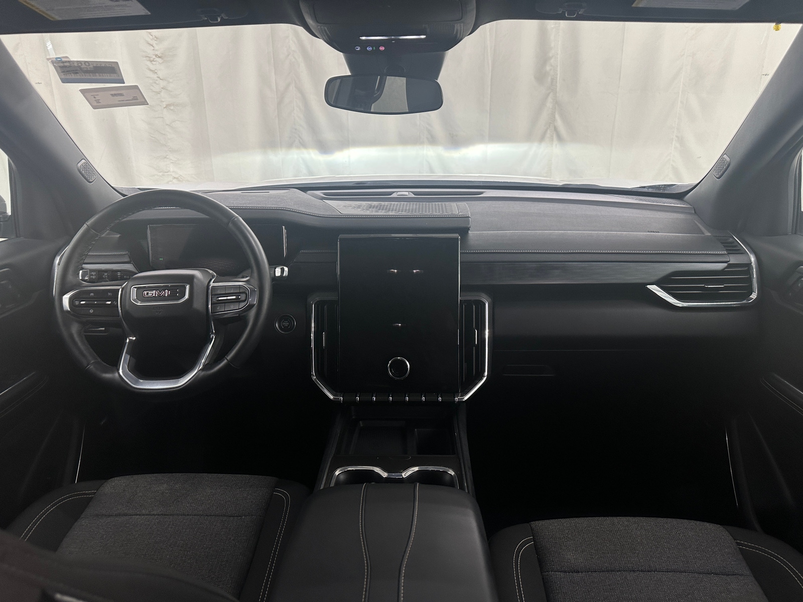 Thumbnail: 2025 GMC Acadia - 3