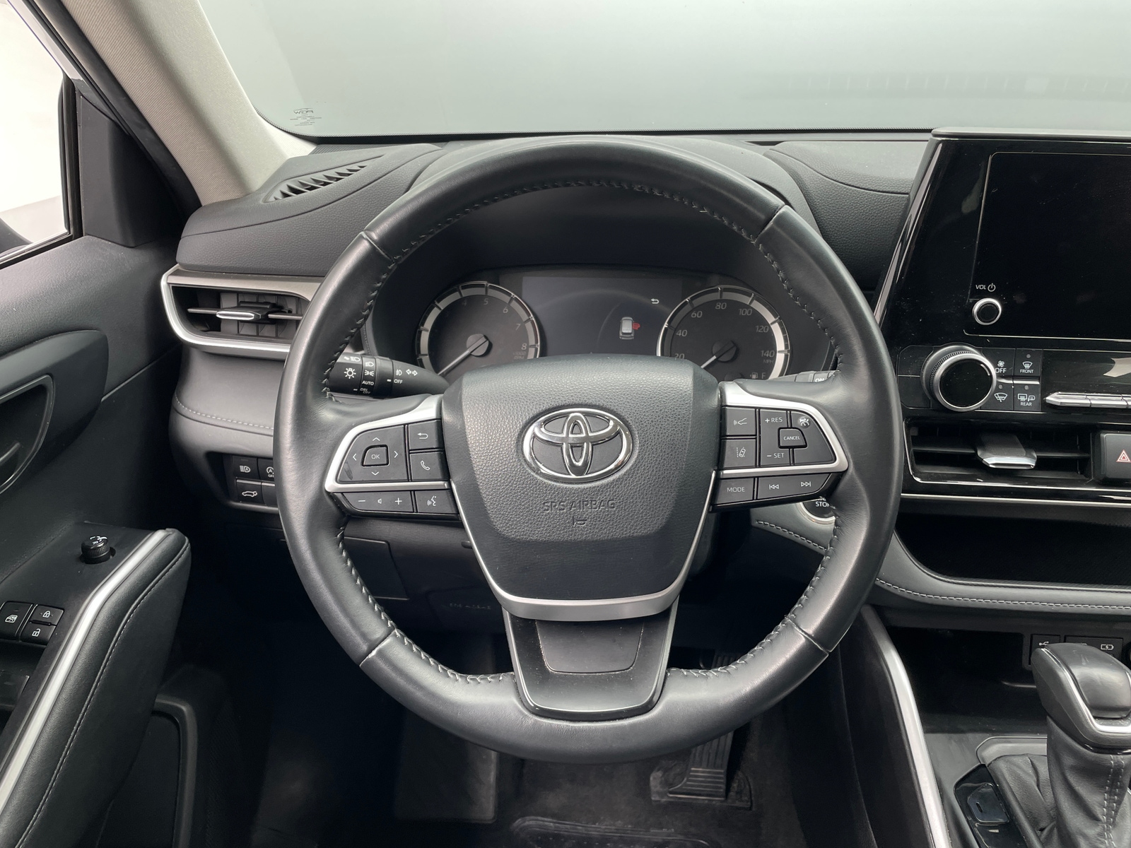 Thumbnail: 2024 Toyota Highlander - 5