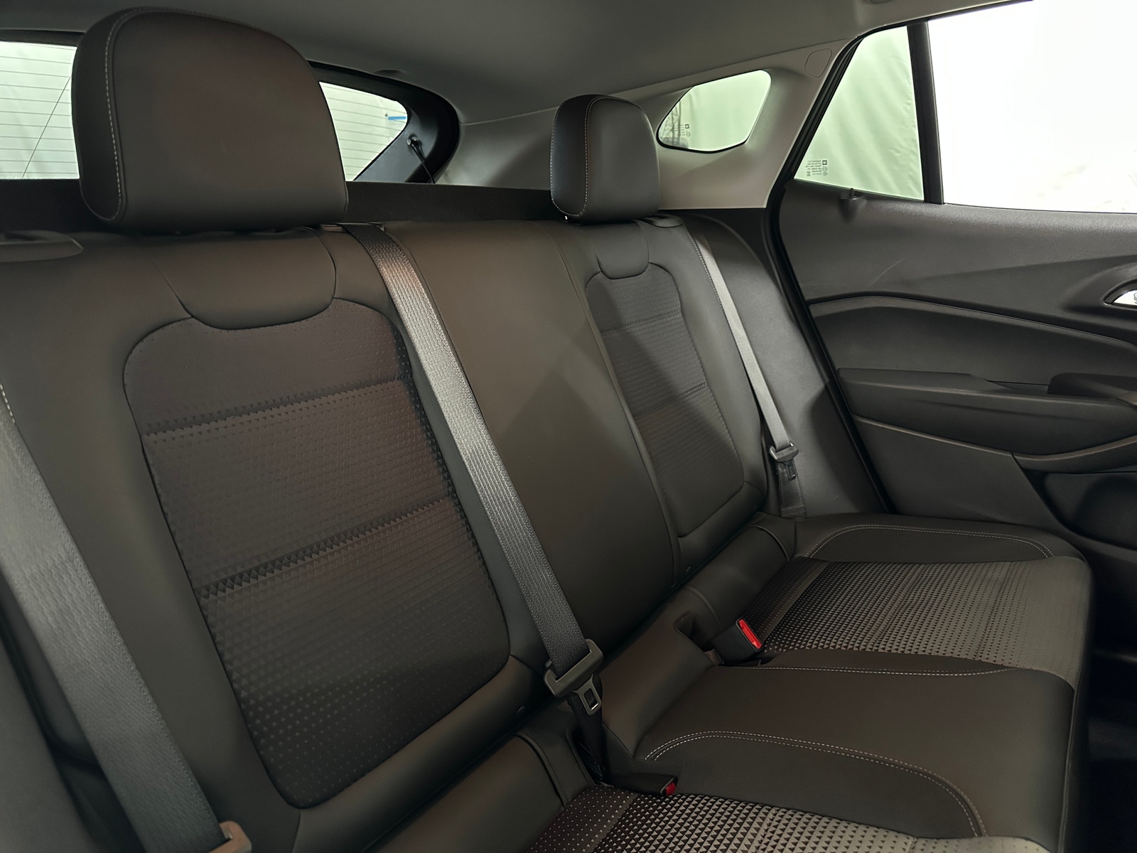 Thumbnail: 2024 Chevrolet Trax - 6