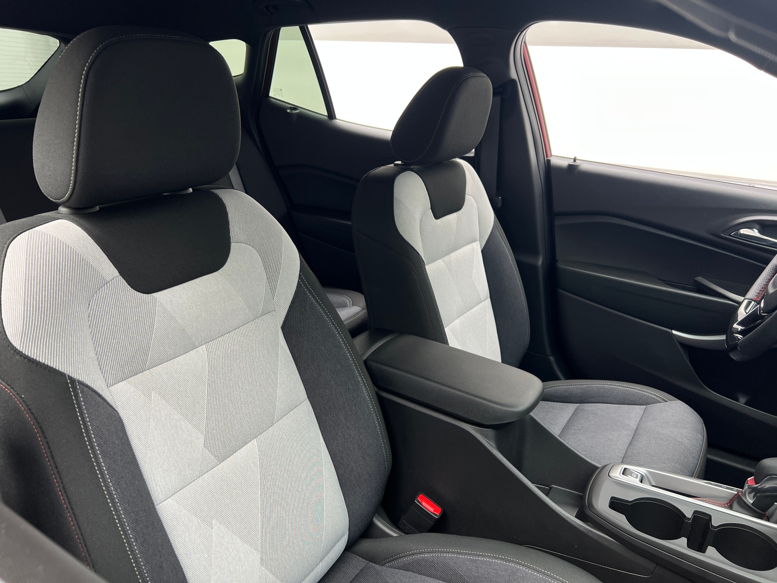 Thumbnail: 2024 Chevrolet Trax - 2
