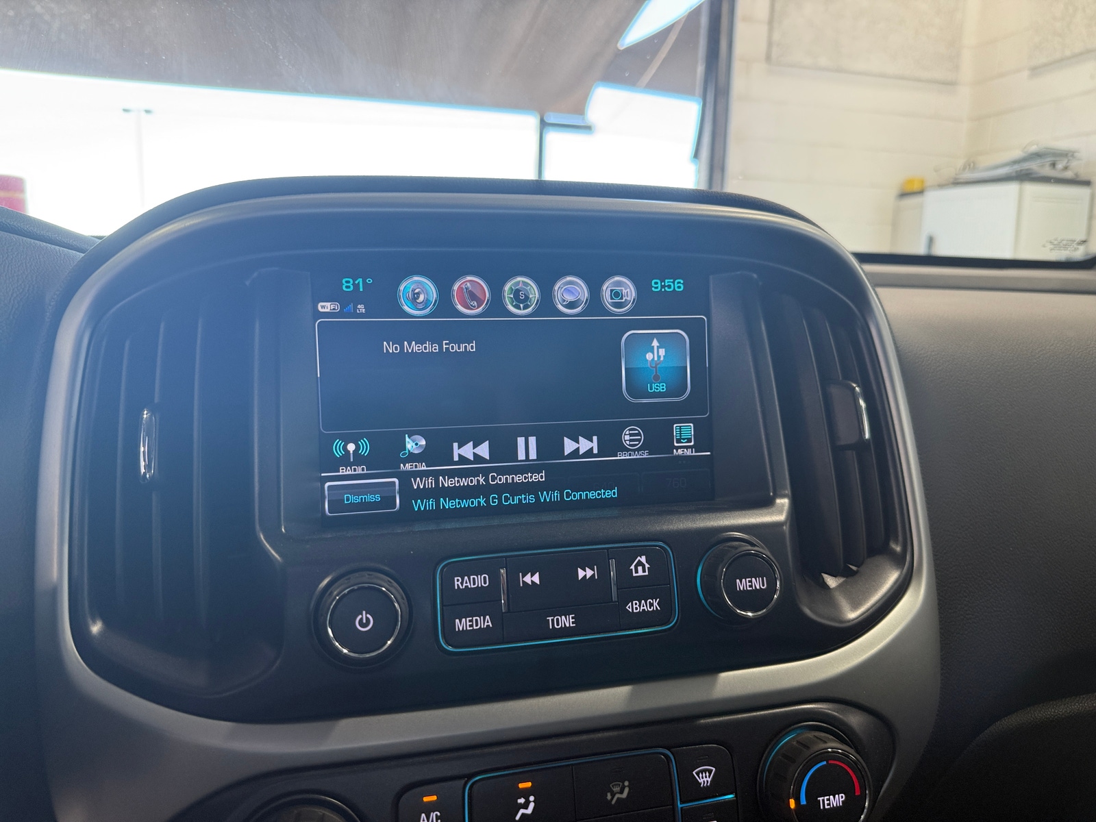 Thumbnail: 2018 Chevrolet Colorado - 4