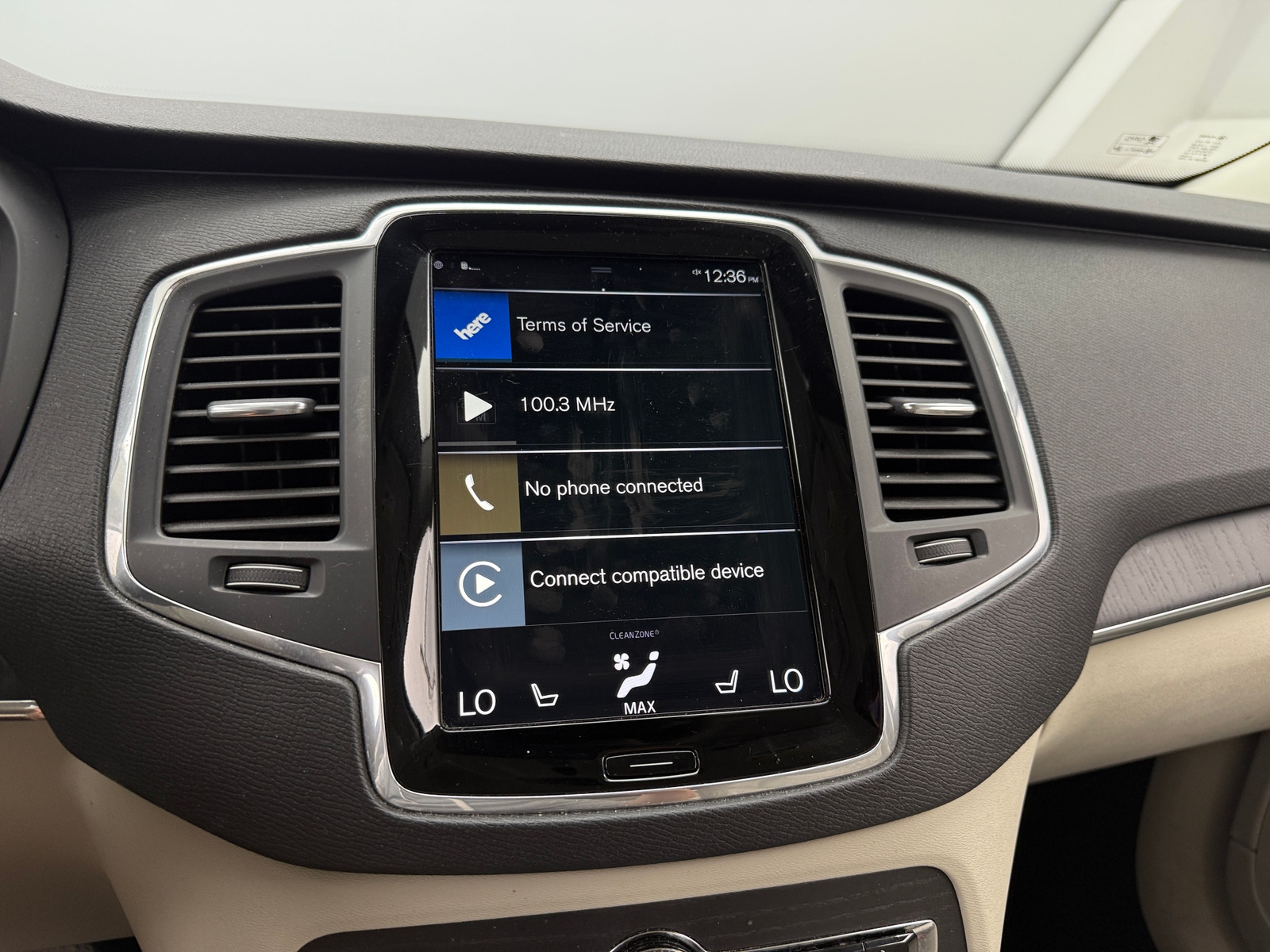 Thumbnail: 2020 Volvo XC90 - 3