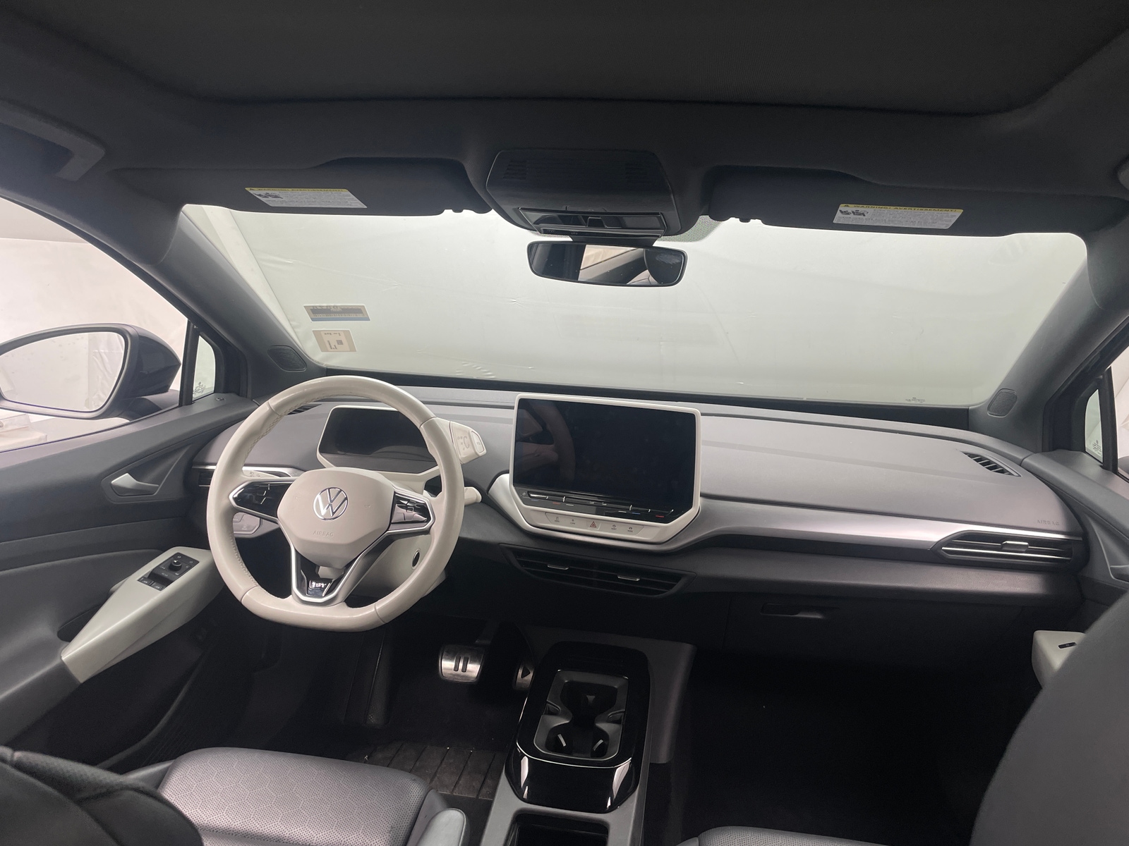 Thumbnail: 2021 Volkswagen ID.4 - 2