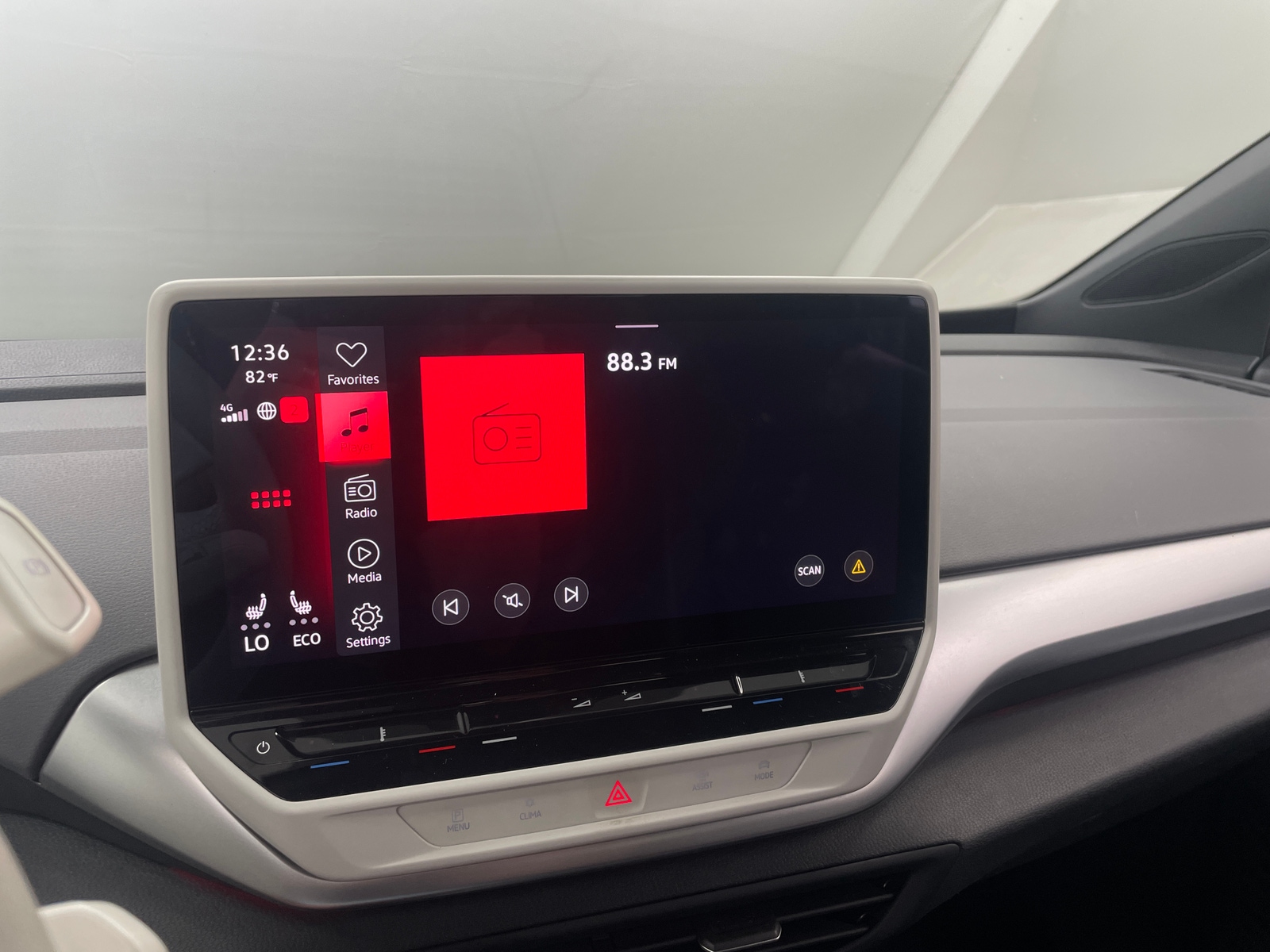 Thumbnail: 2021 Volkswagen ID.4 - 3