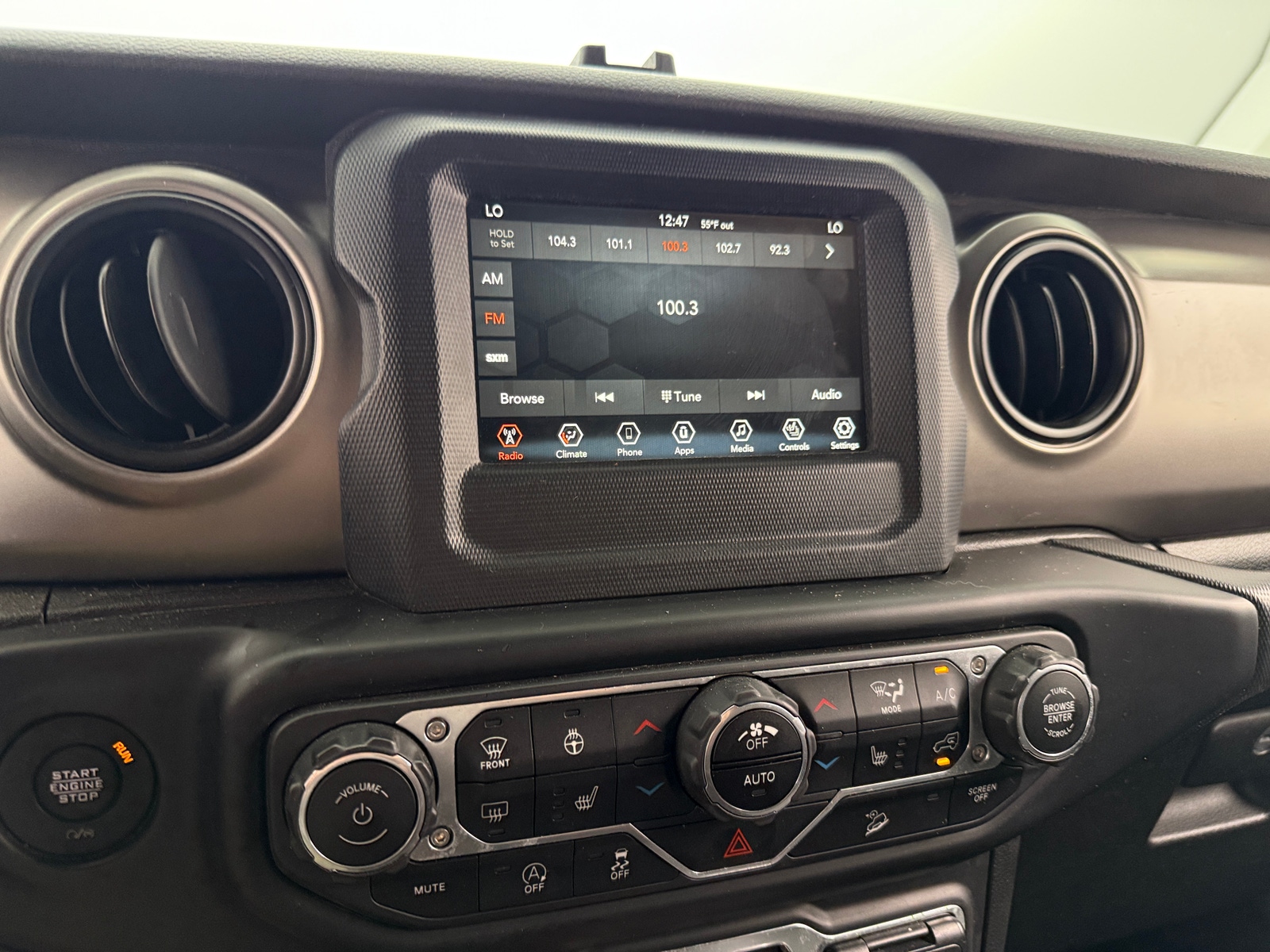 Thumbnail: 2020 Jeep Wrangler - 4