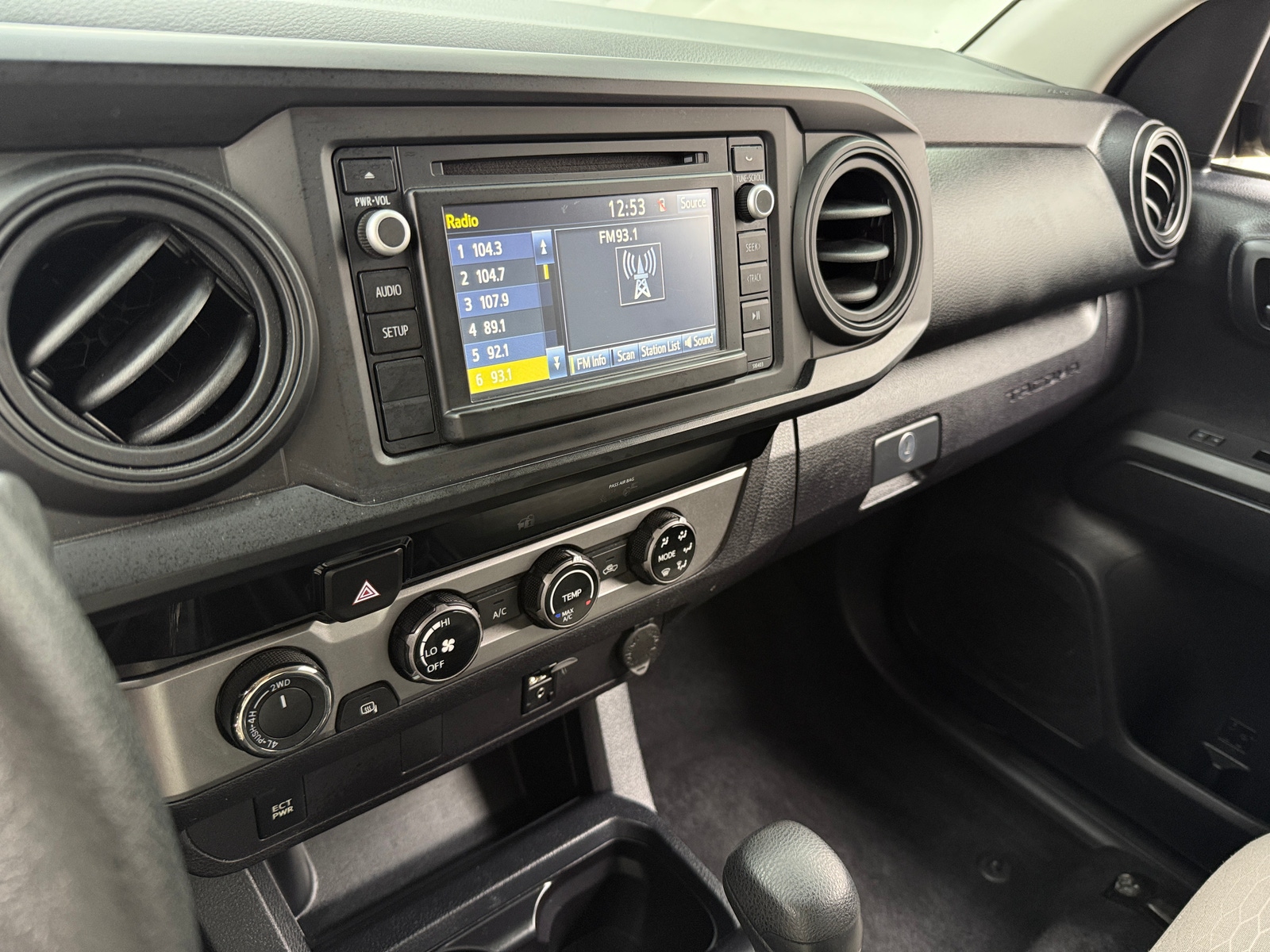 Thumbnail: 2018 Toyota Tacoma - 4