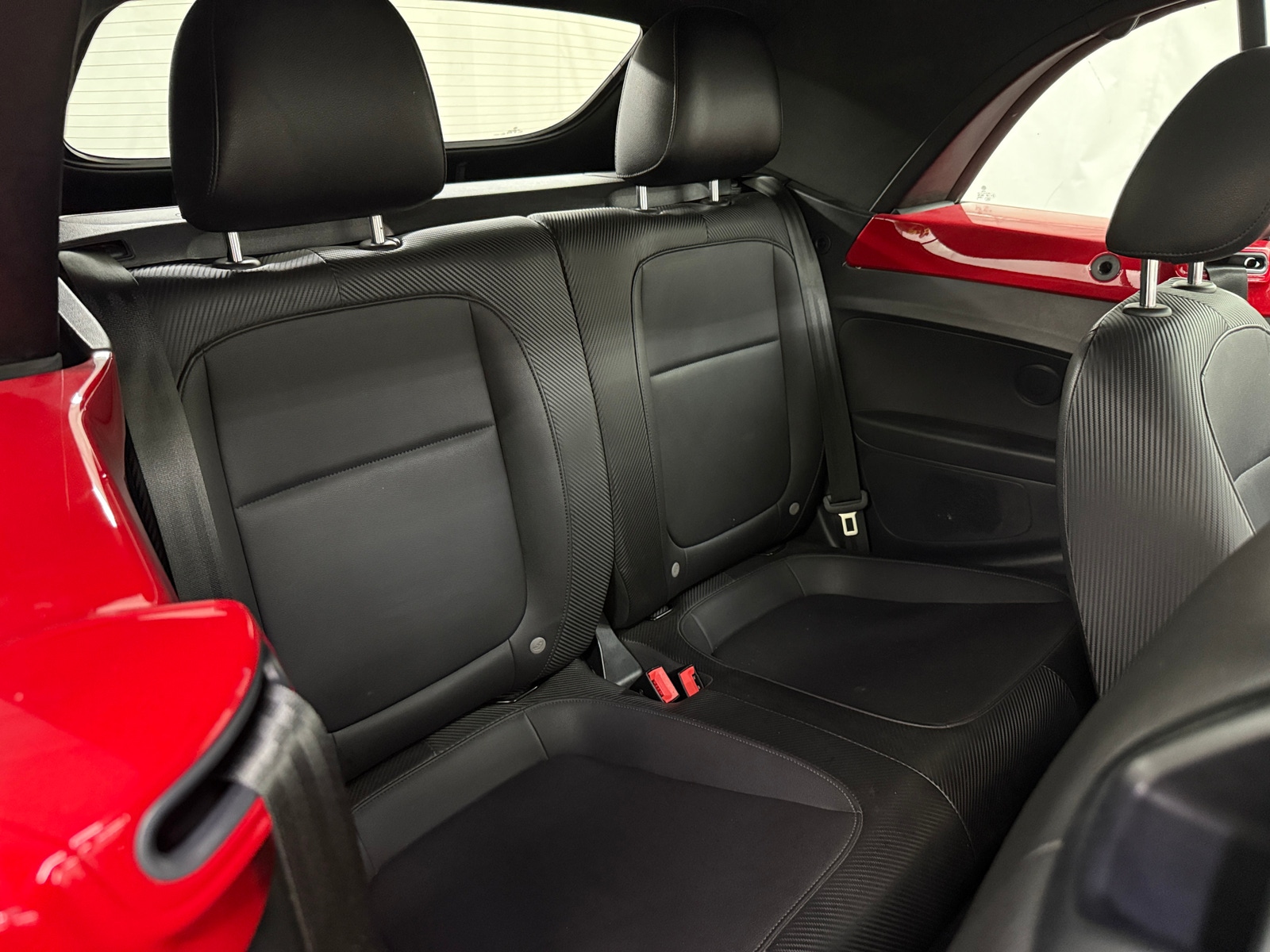 Thumbnail: 2019 Volkswagen Beetle - 5