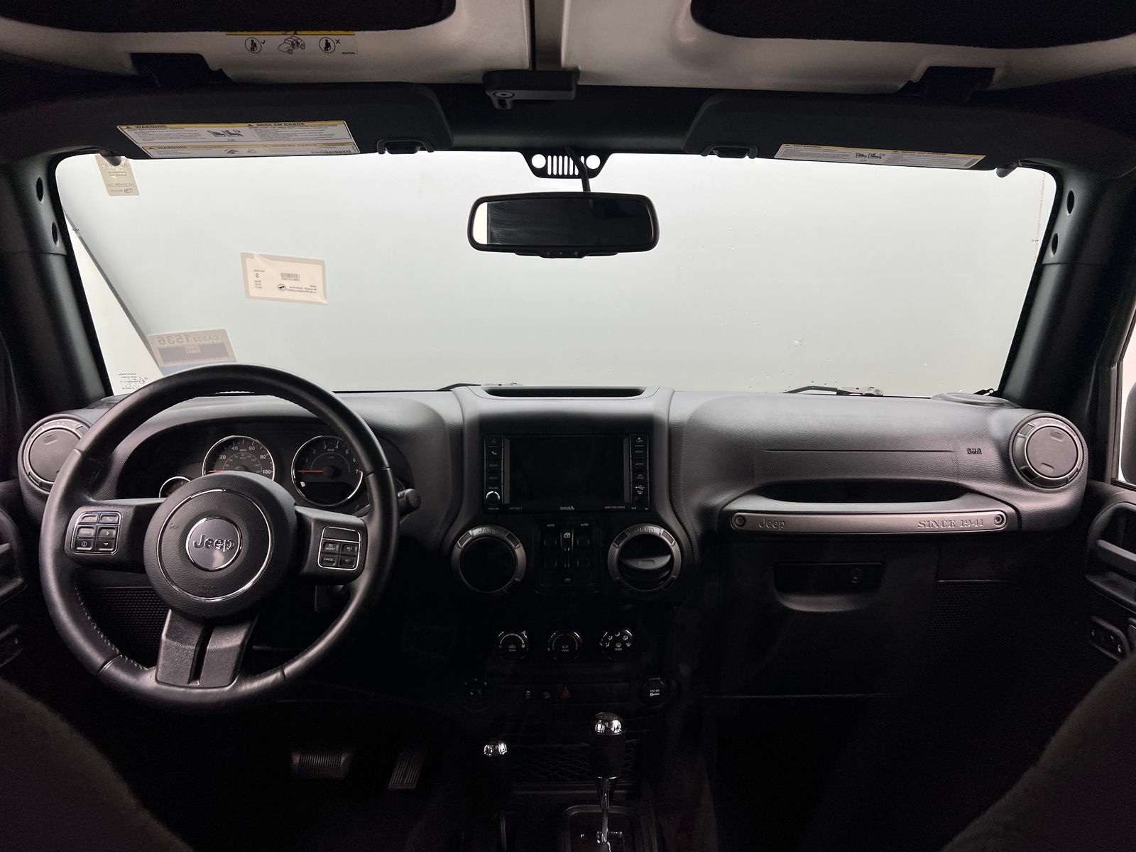 Thumbnail: 2017 Jeep Wrangler - 3