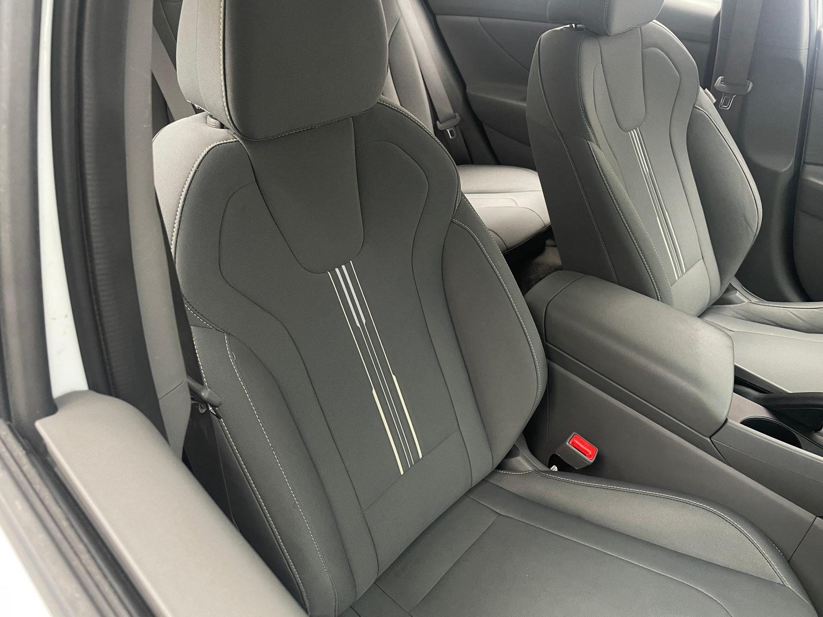 Thumbnail: 2023 Hyundai Elantra - 2