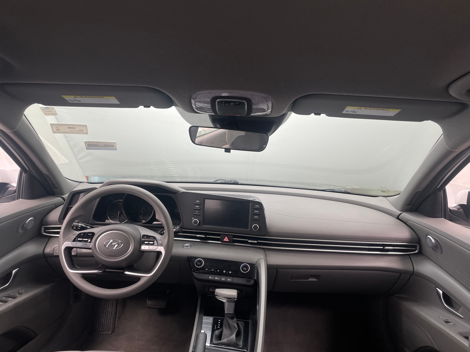 Thumbnail: 2023 Hyundai Elantra - 3