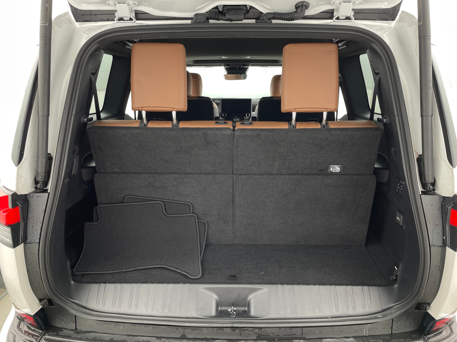 Thumbnail: 2024 Lexus GX - 6