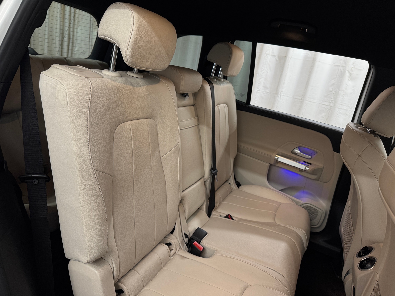 Thumbnail: 2020 Mercedes-Benz GLB - 5