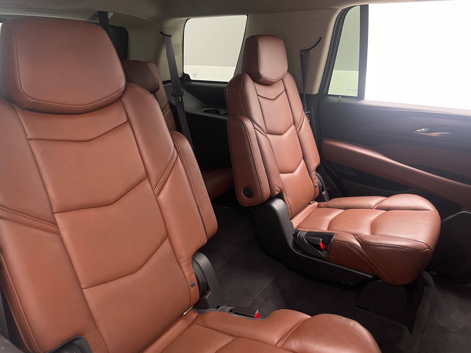 Thumbnail: 2017 Cadillac Escalade - 5