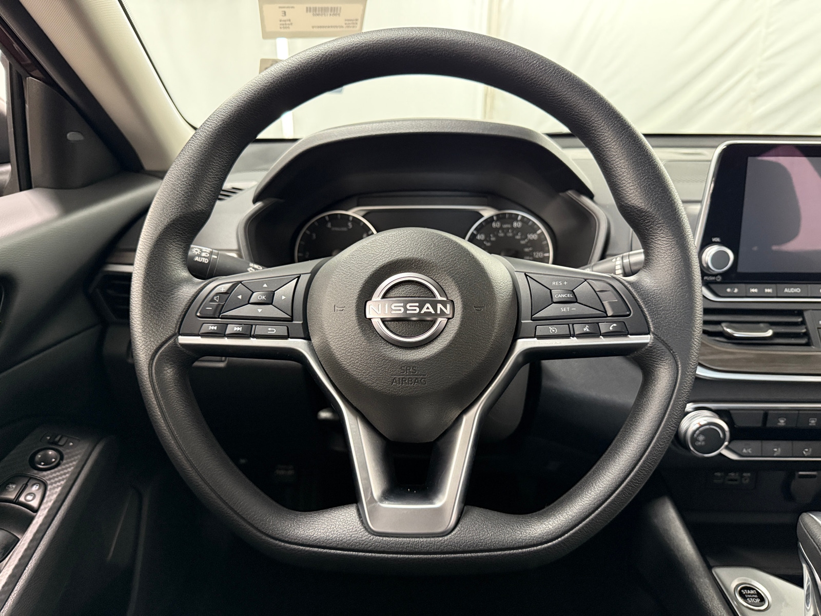 Thumbnail: 2024 Nissan Altima - 5