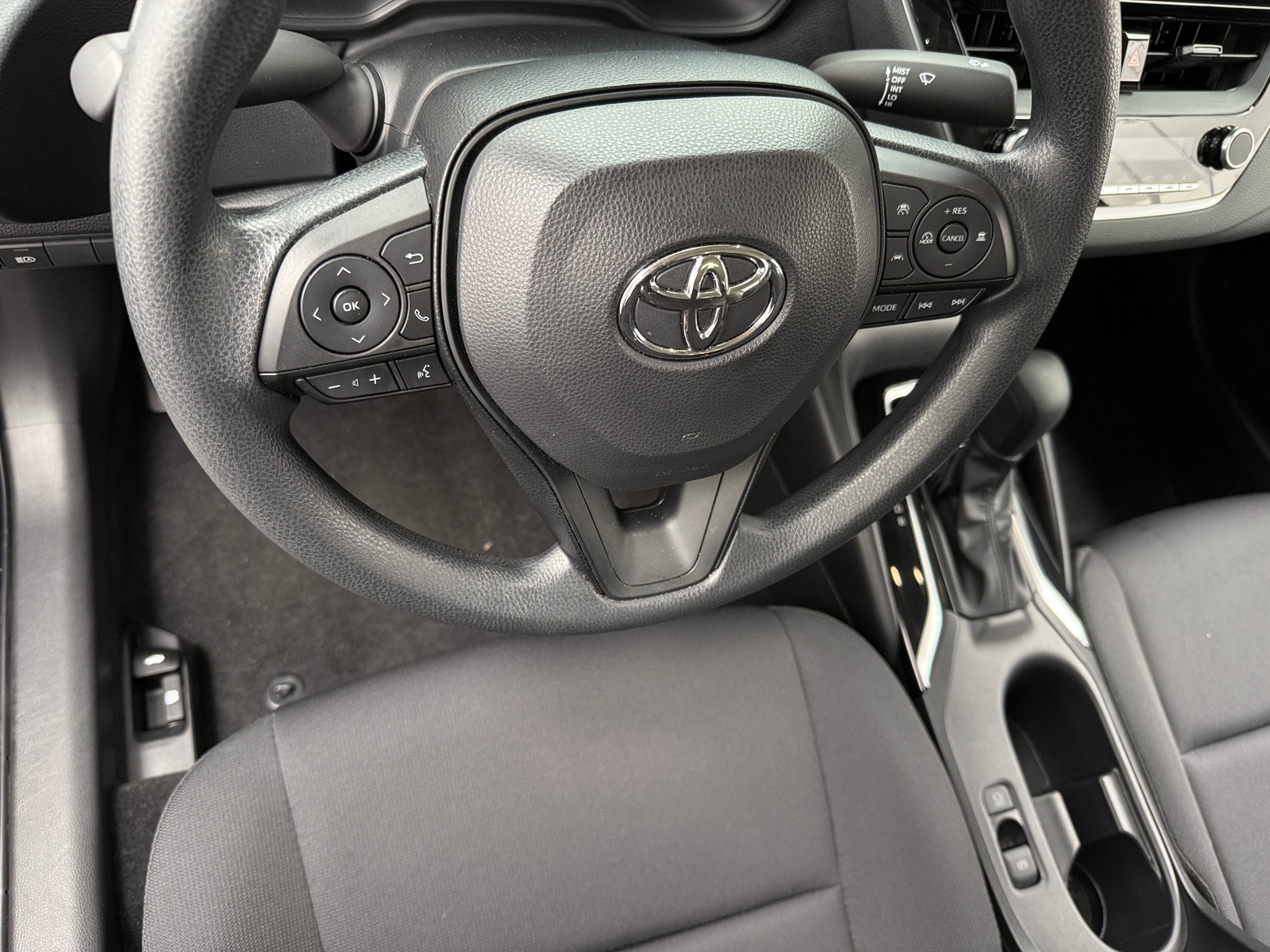Thumbnail: 2023 Toyota Corolla - 5