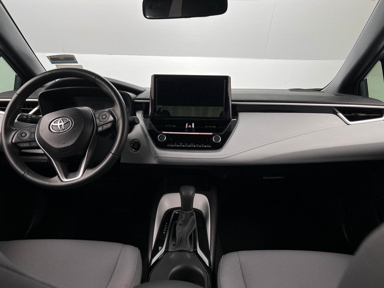 Thumbnail: 2025 Toyota Corolla - 3