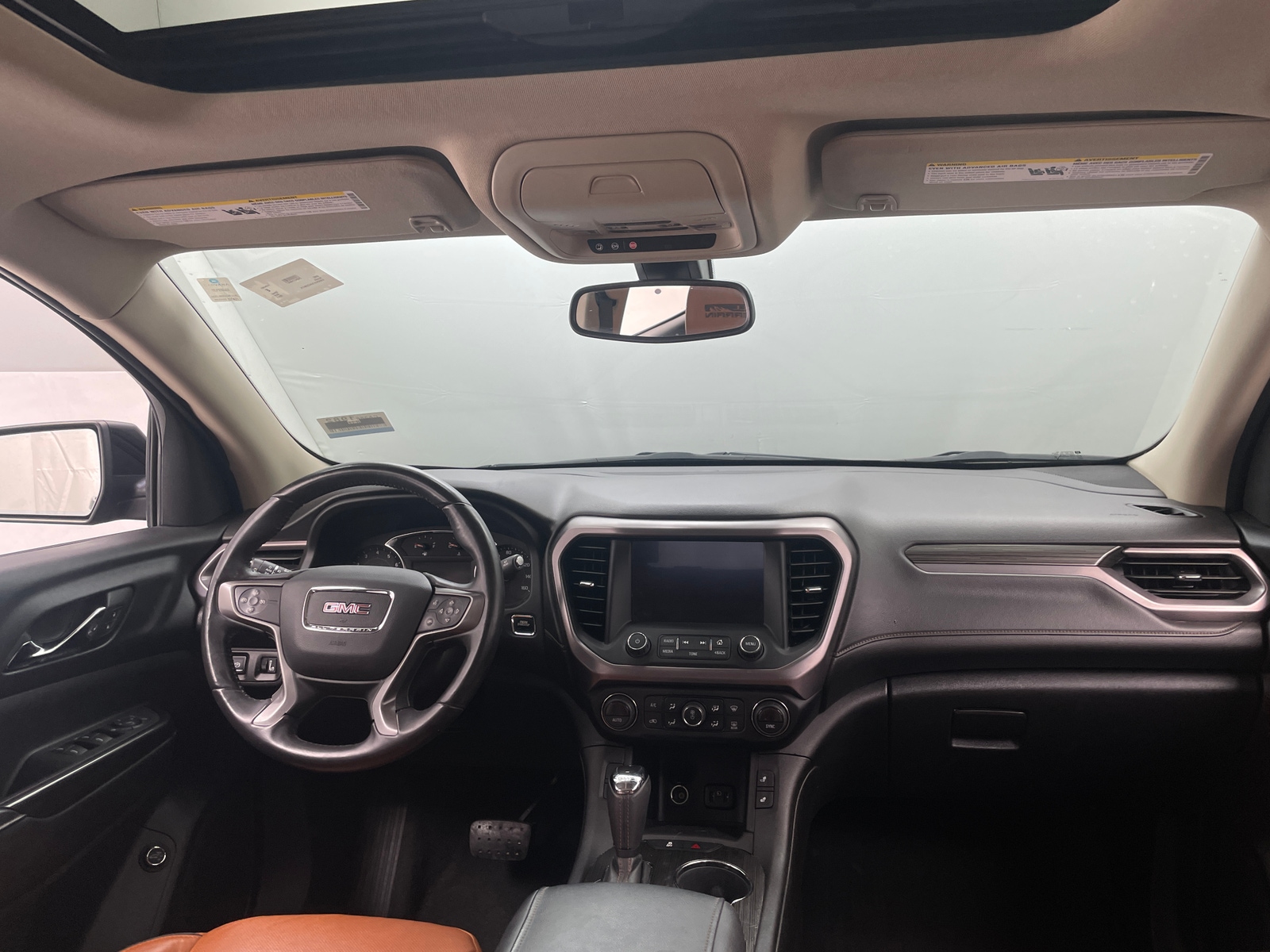 Thumbnail: 2017 GMC Acadia - 2