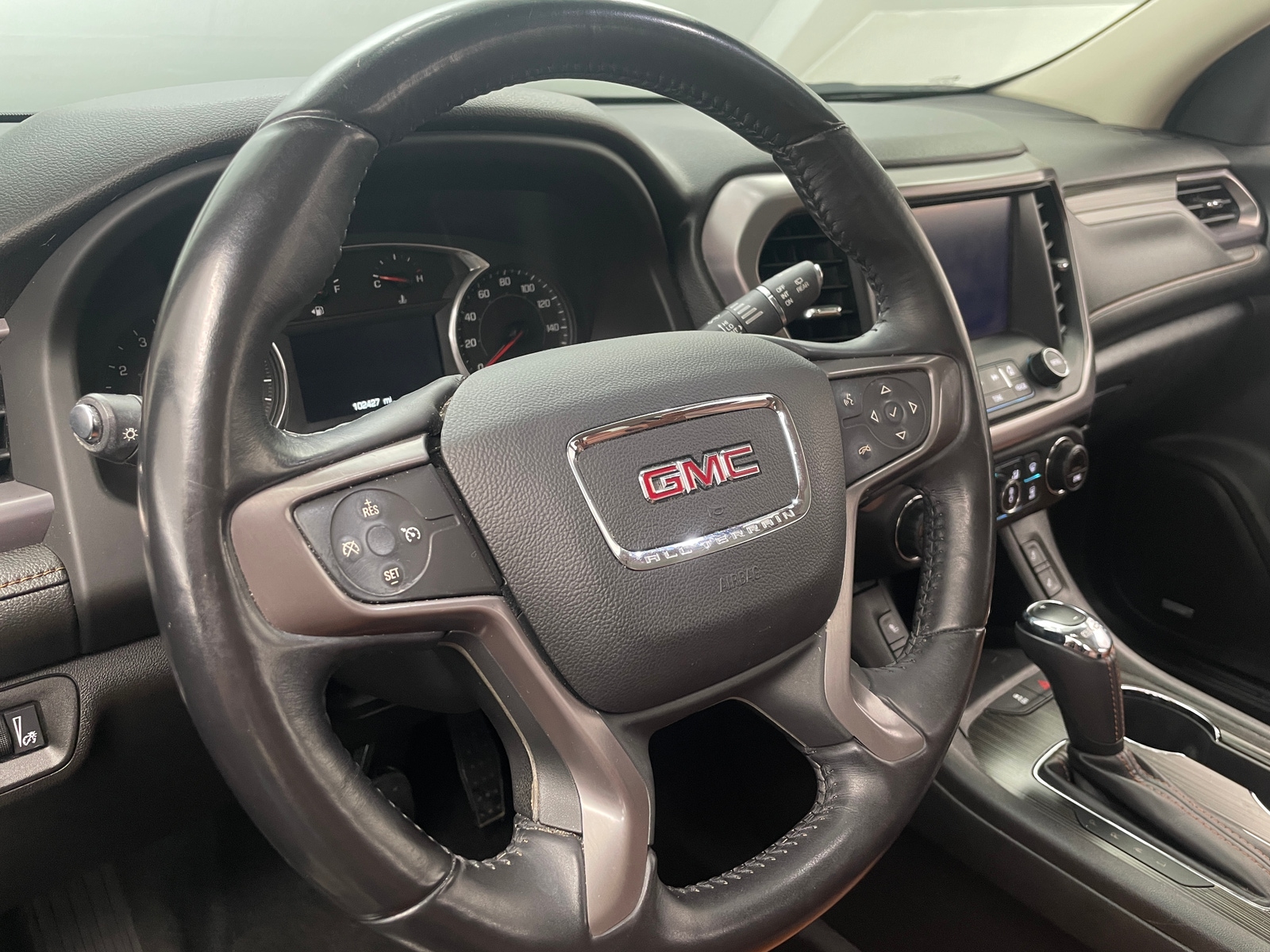 Thumbnail: 2017 GMC Acadia - 4