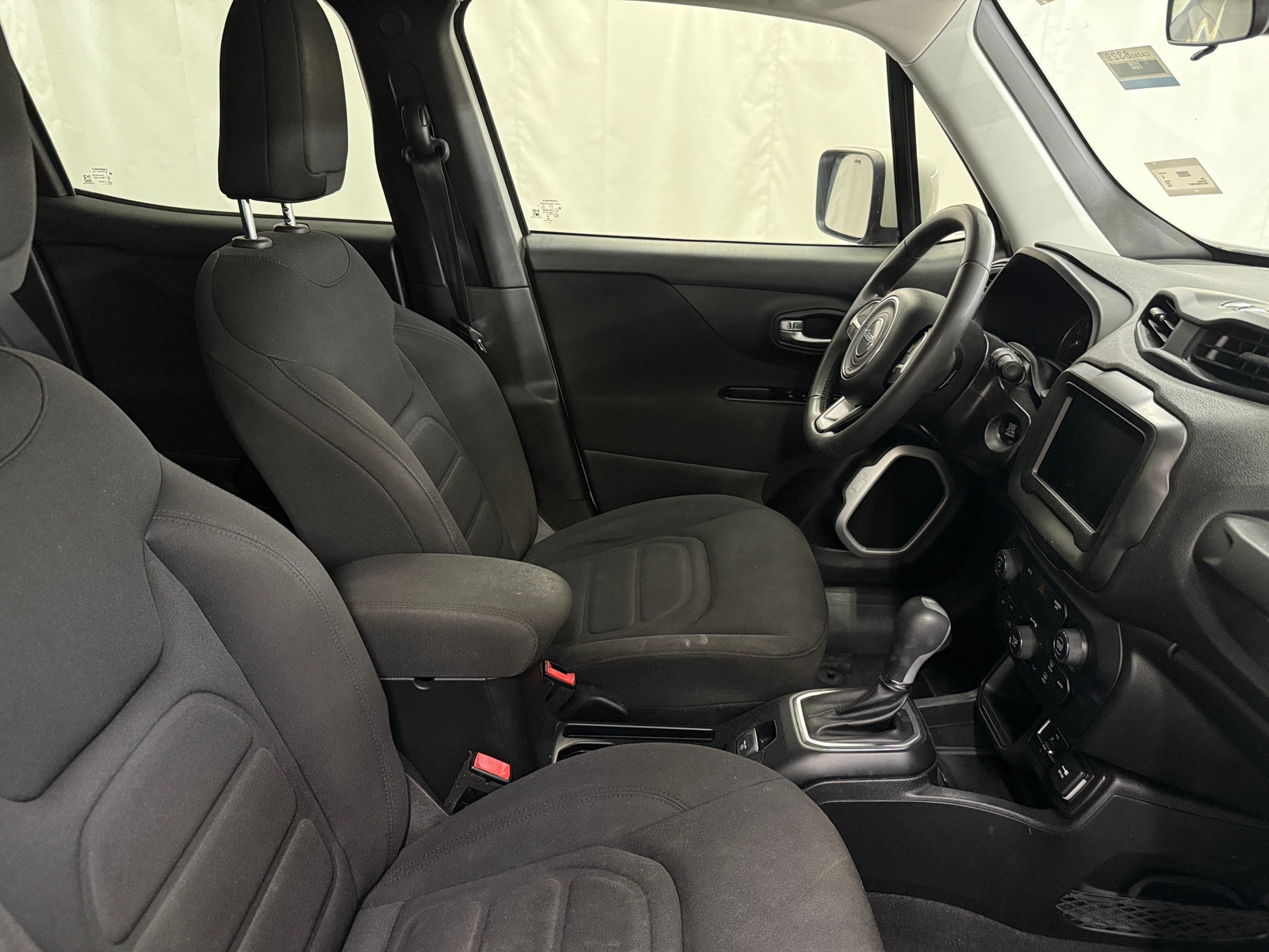 Thumbnail: 2018 Jeep Renegade - 2