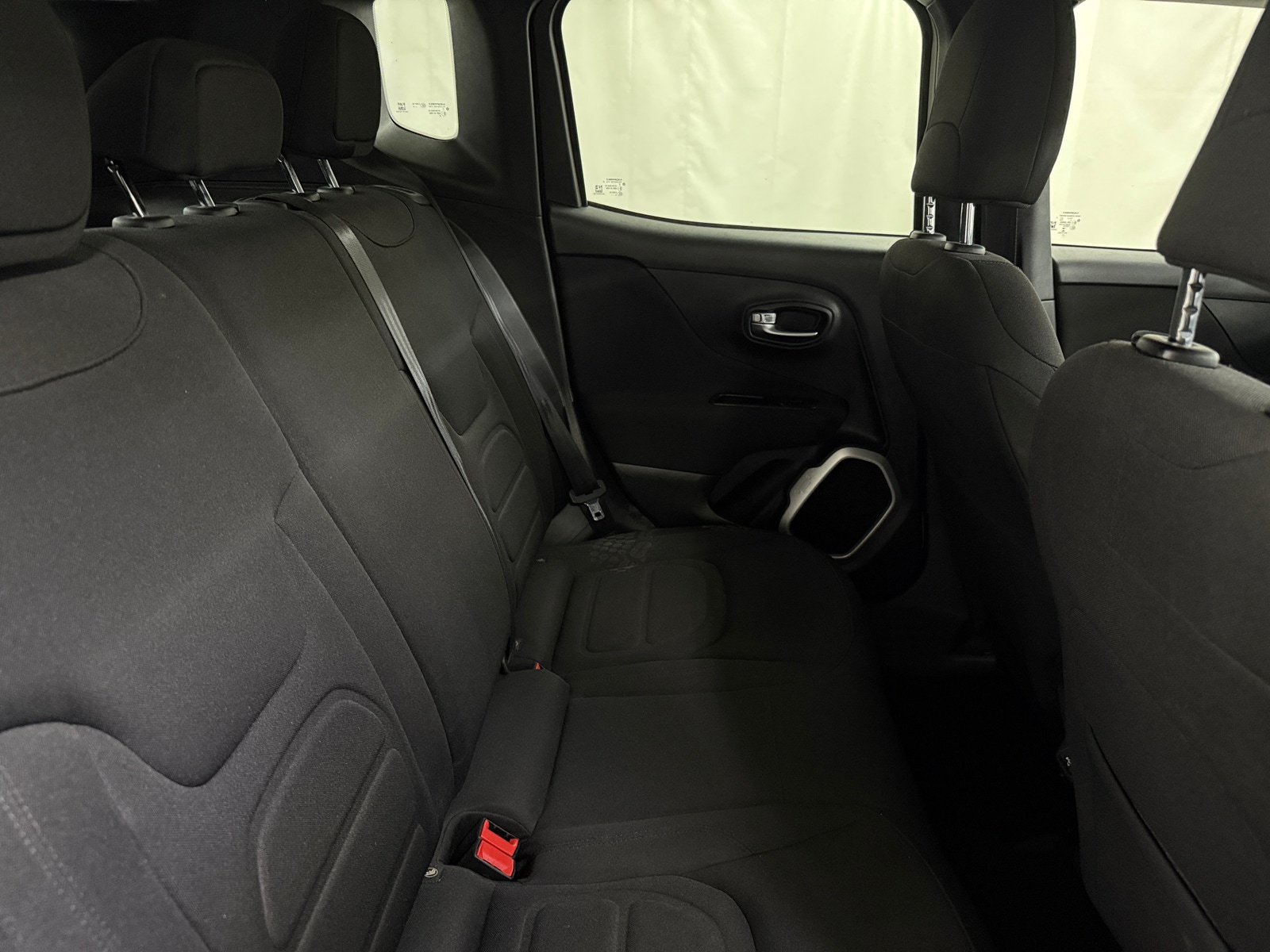 Thumbnail: 2018 Jeep Renegade - 6