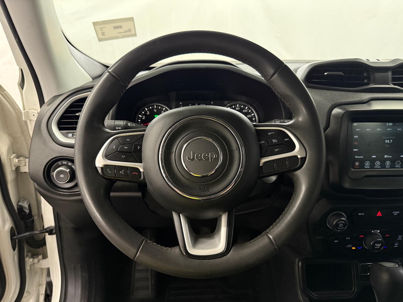 Thumbnail: 2018 Jeep Renegade - 5