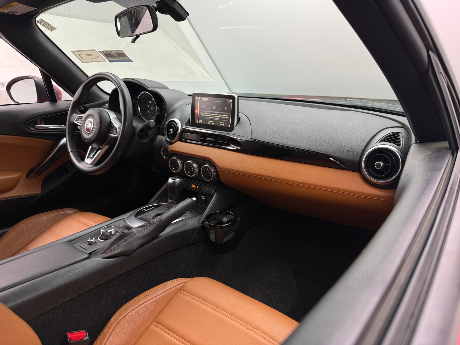 Thumbnail: 2019 Fiat 124 Spider - 2