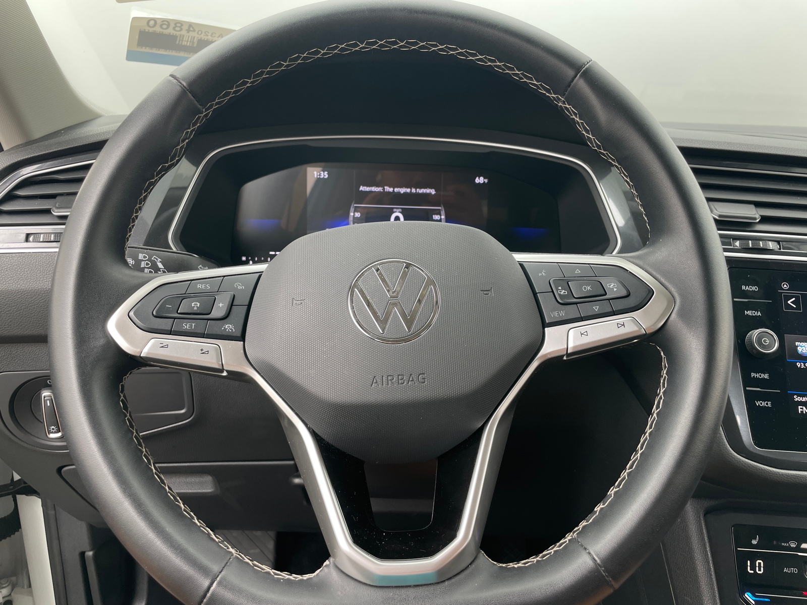 Thumbnail: 2024 Volkswagen Tiguan - 4