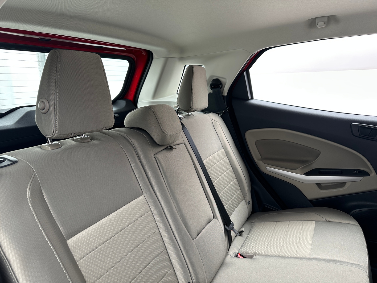 Thumbnail: 2021 Ford EcoSport - 6