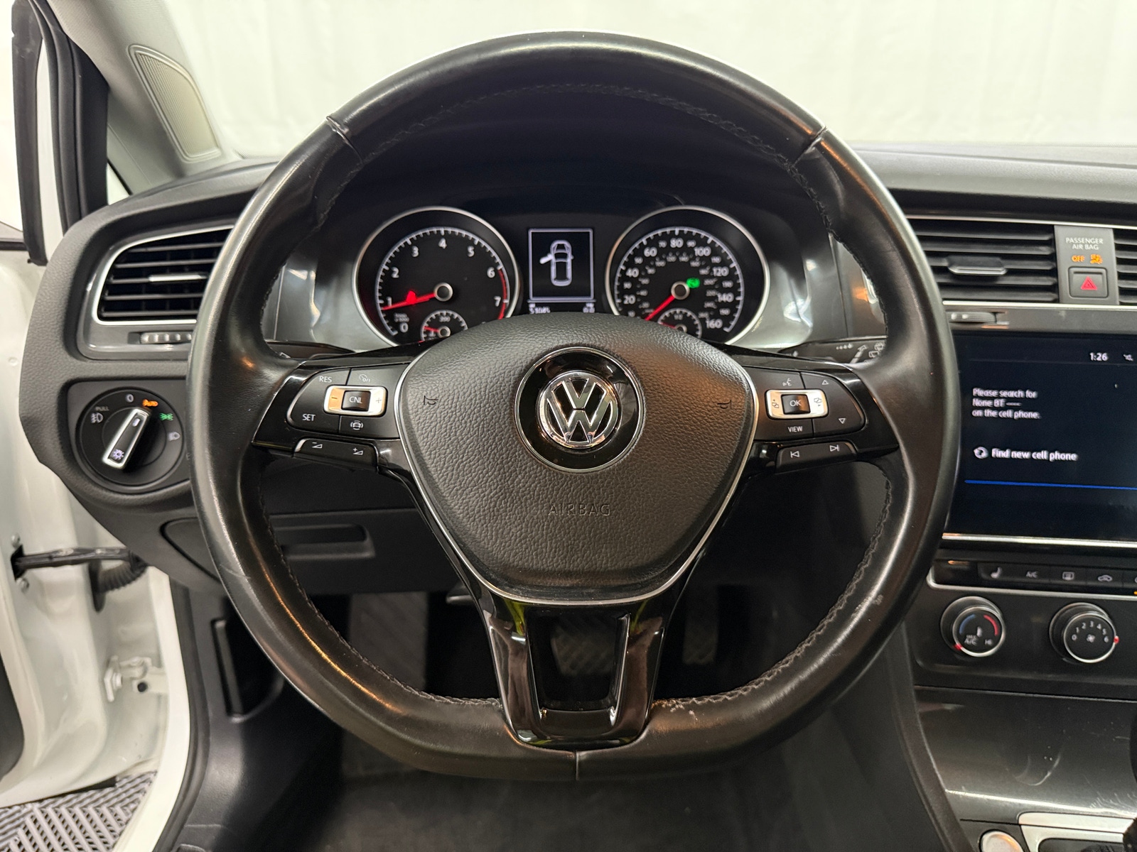 Thumbnail: 2019 Volkswagen Golf - 5