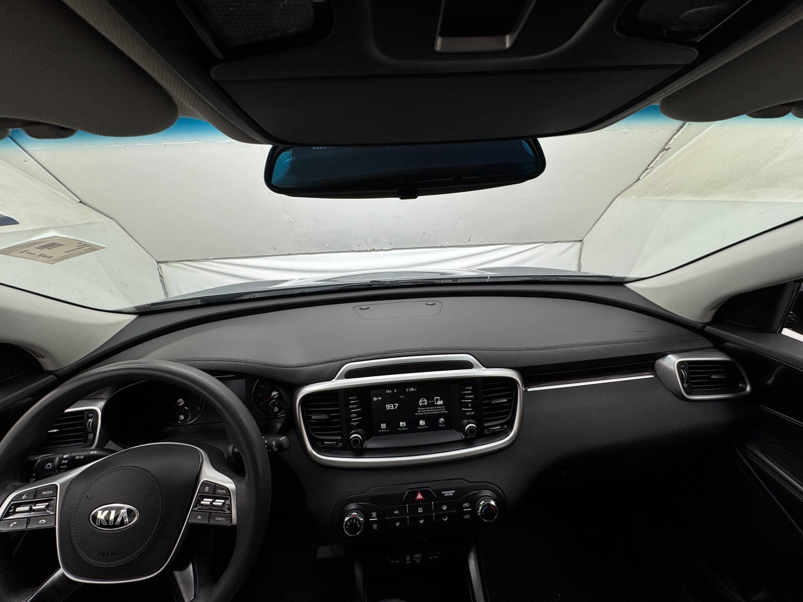 Thumbnail: 2020 Kia Sorento - 3