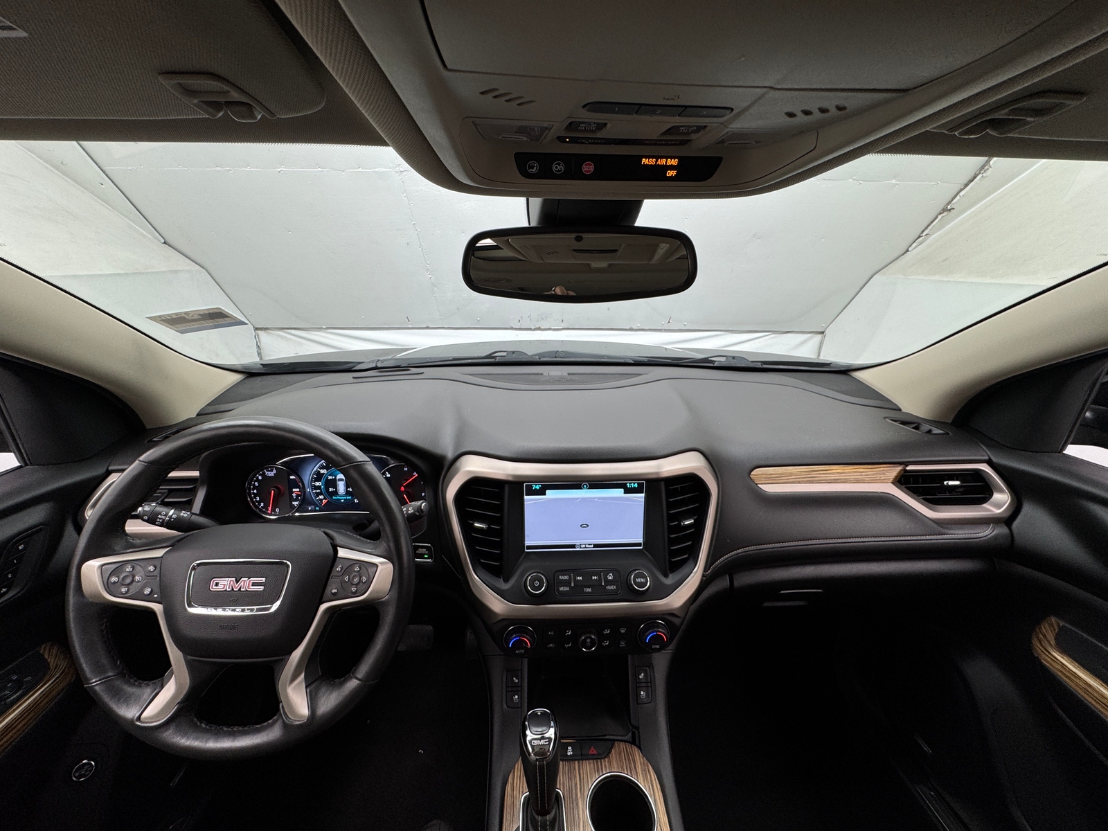 Thumbnail: 2017 GMC Acadia - 2