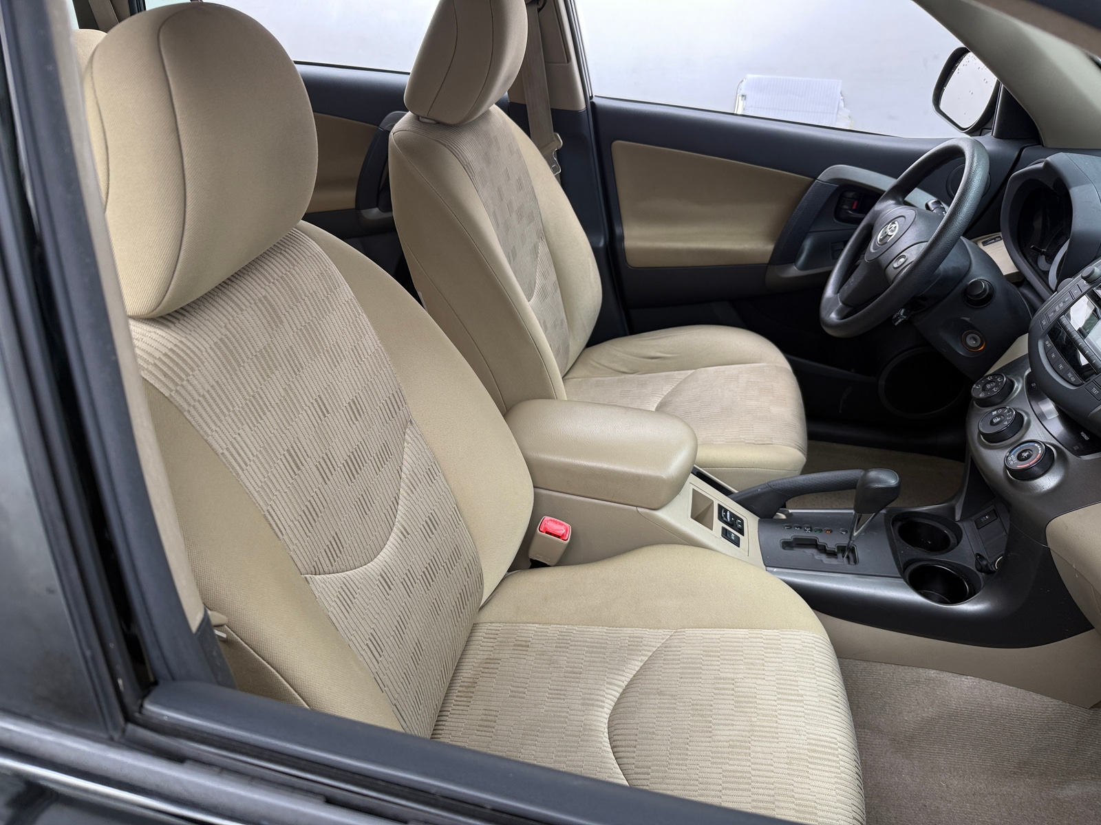 Thumbnail: 2010 Toyota RAV4 - 2