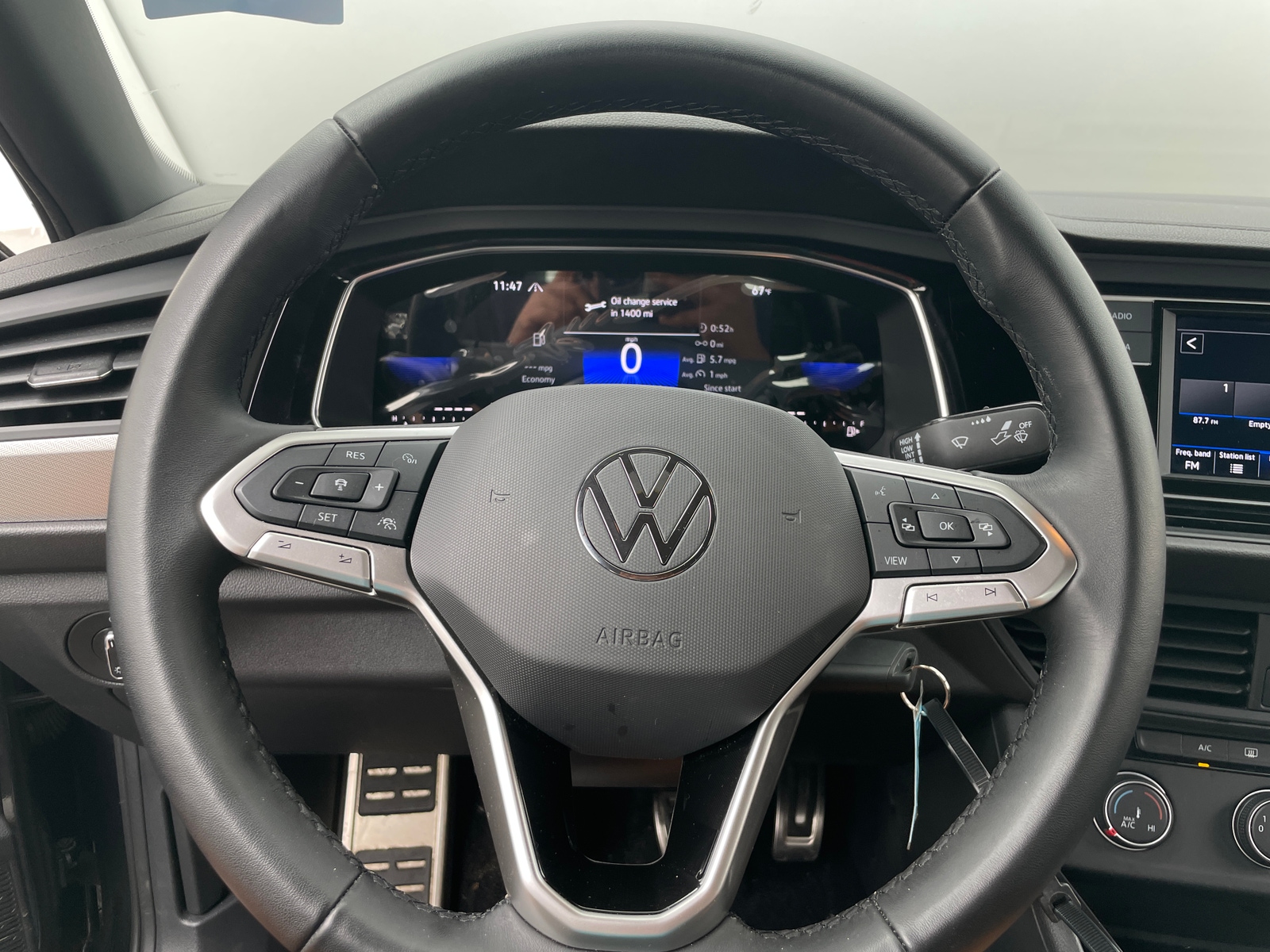 Thumbnail: 2023 Volkswagen Jetta - 5