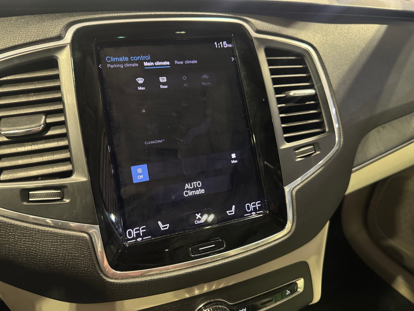 Thumbnail: 2020 Volvo XC90 - 3