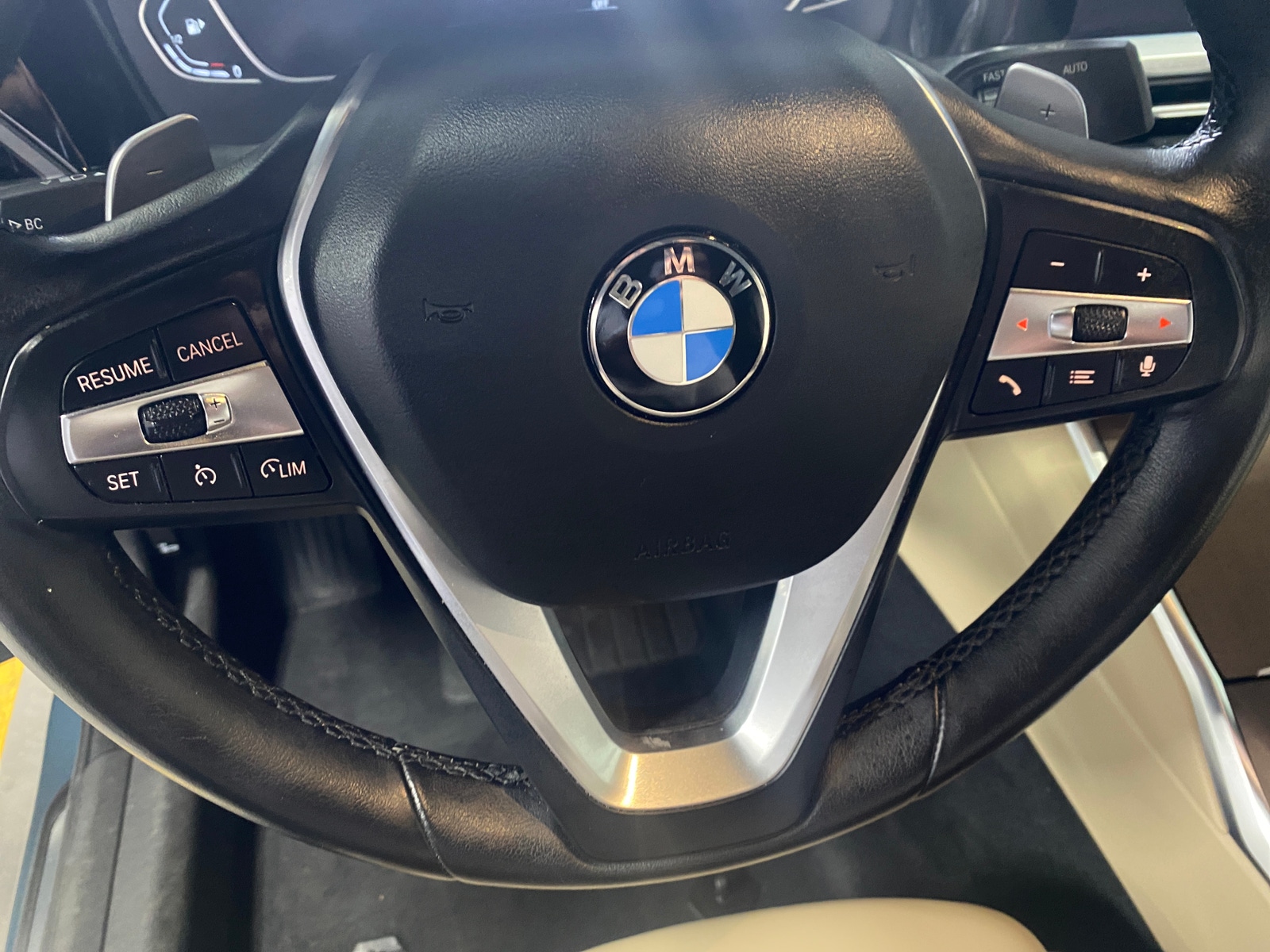 Thumbnail: 2021 BMW 3 Series - 4