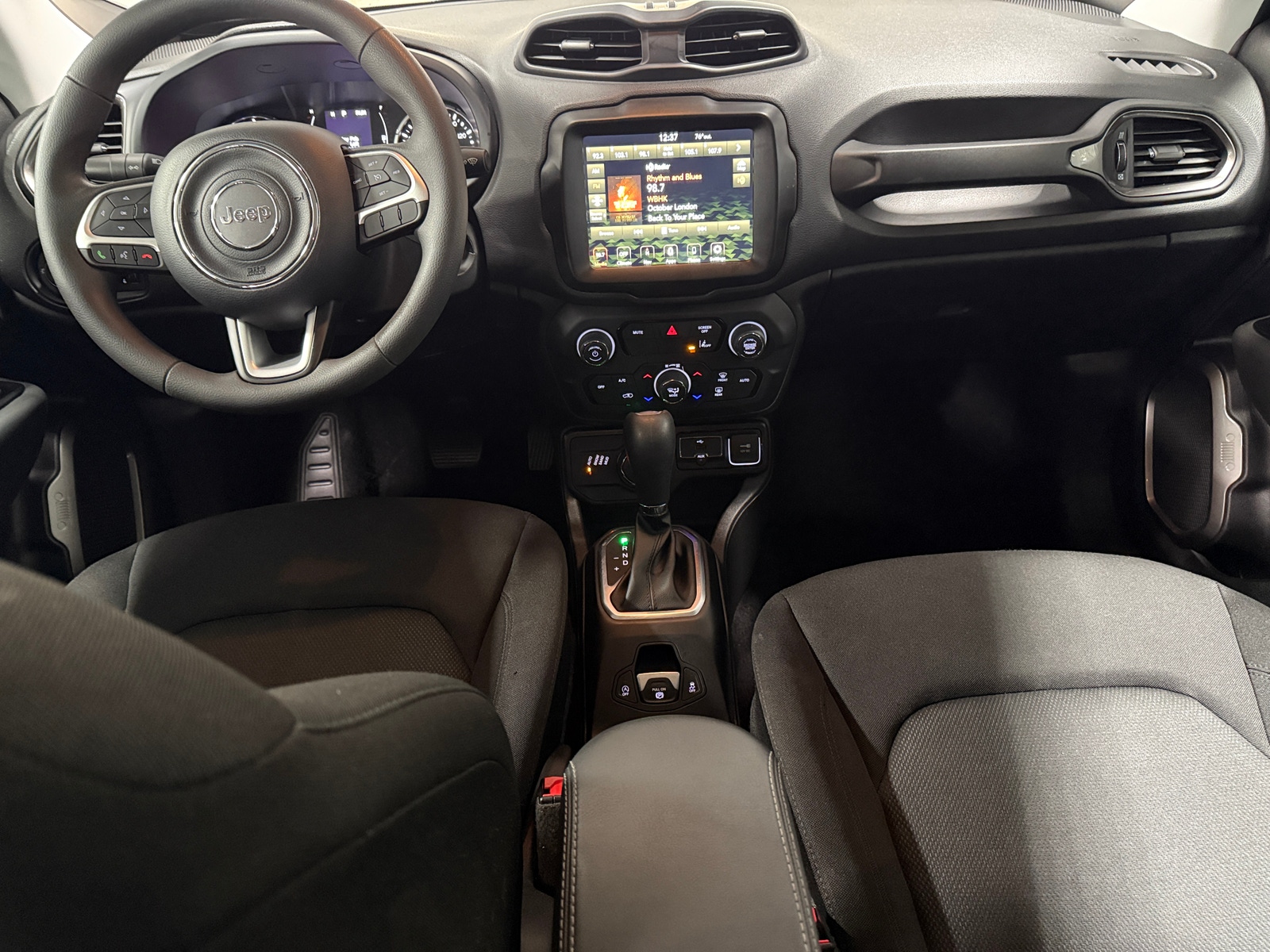 Thumbnail: 2023 Jeep Renegade - 3