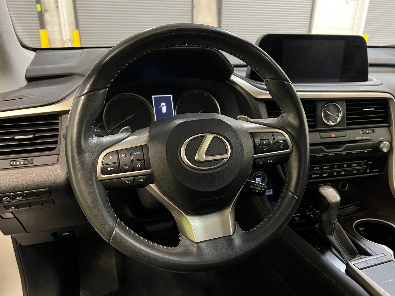 Thumbnail: 2021 Lexus RX - 4