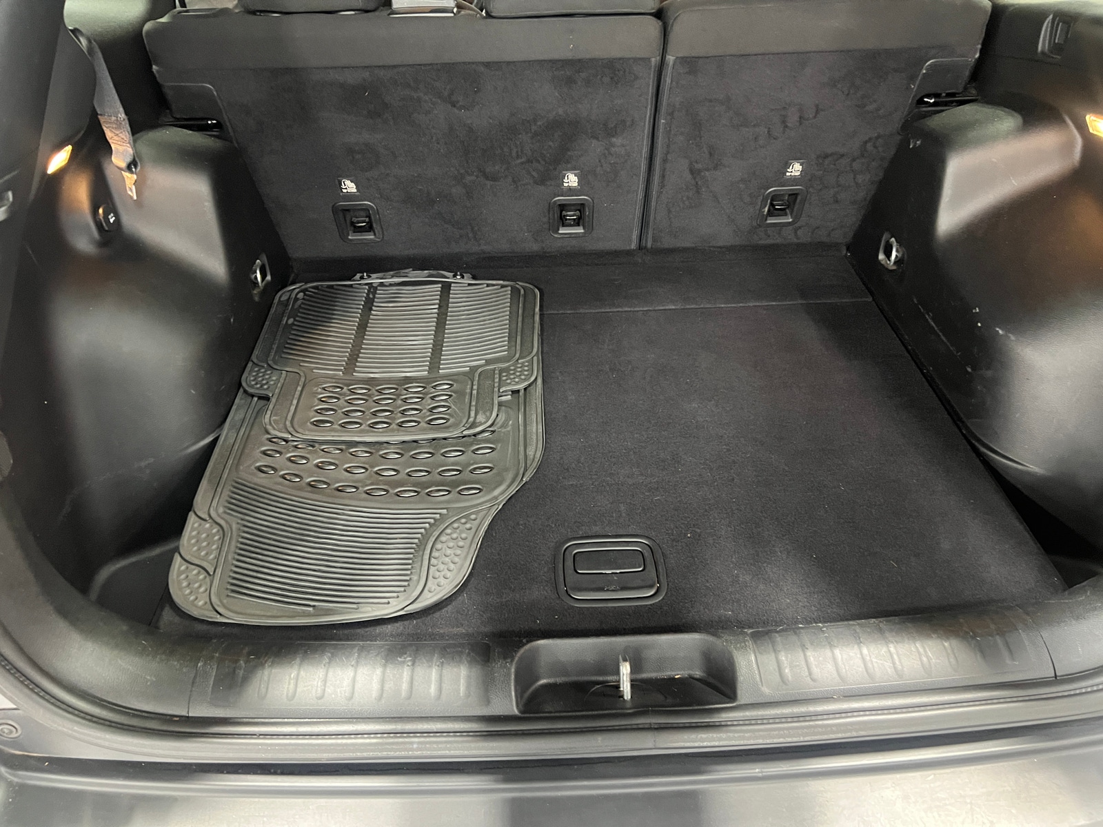 Thumbnail: 2019 Jeep Cherokee - 7