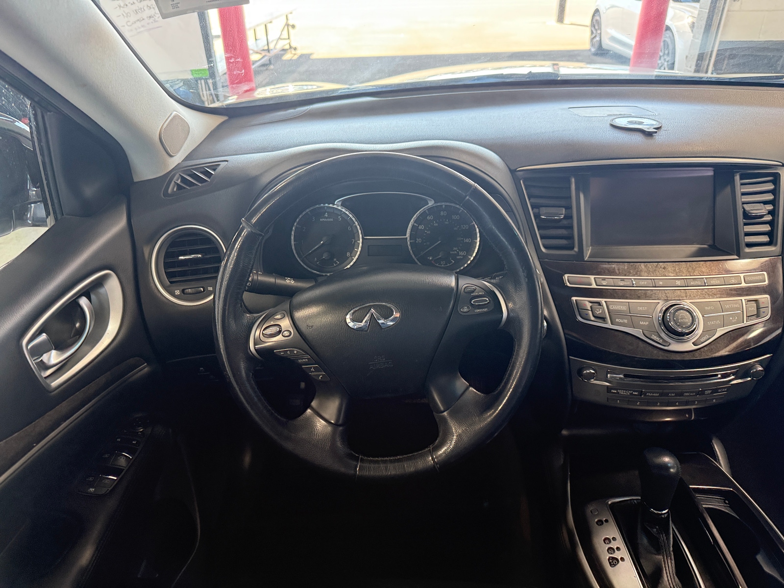 Thumbnail: 2015 INFINITI QX60 - 4