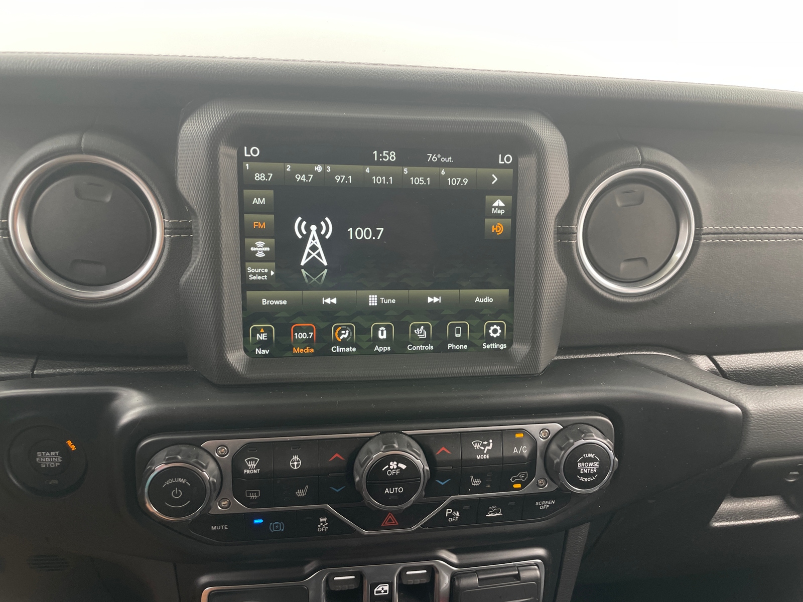 Thumbnail: 2022 Jeep Wrangler - 3