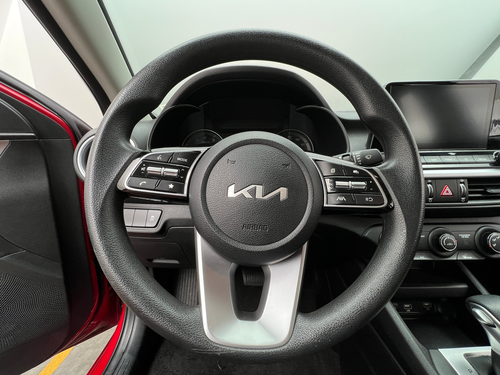 Thumbnail: 2024 Kia Forte - 5