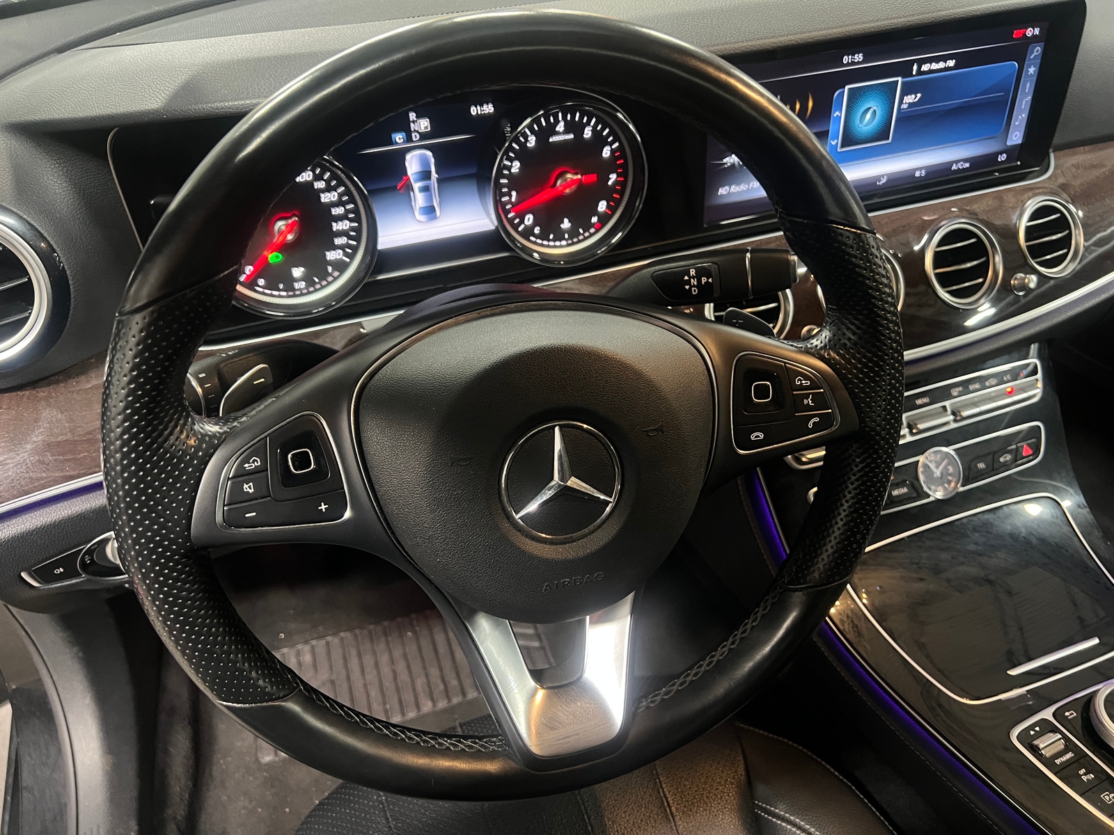 Thumbnail: 2017 Mercedes-Benz E-Class - 4