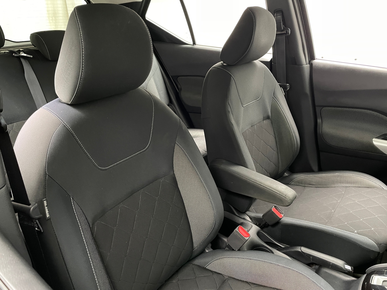 Thumbnail: 2019 Nissan Kicks - 2
