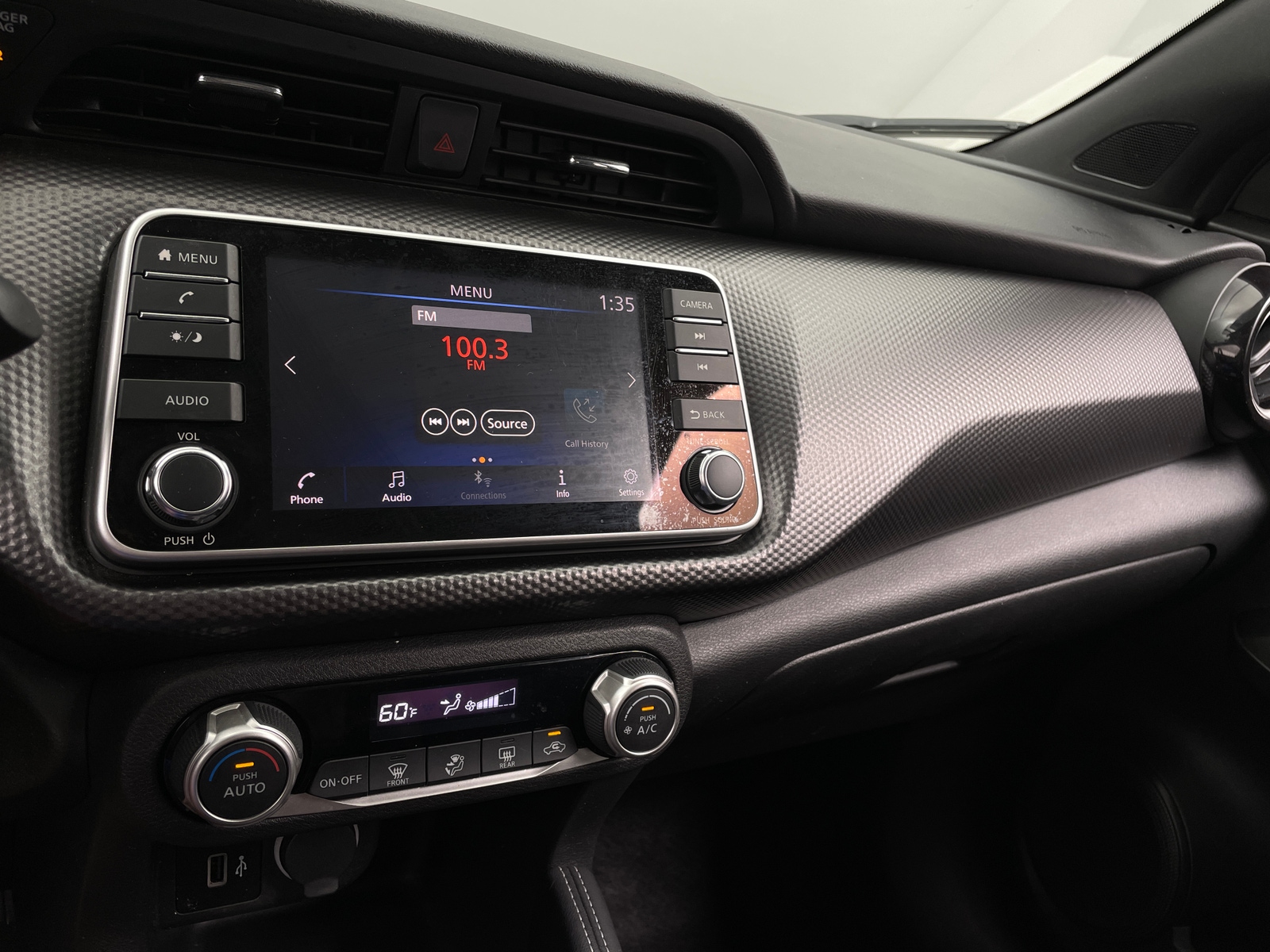 Thumbnail: 2019 Nissan Kicks - 4