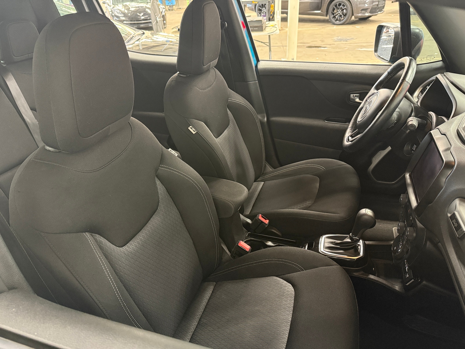 Thumbnail: 2021 Jeep Renegade - 2