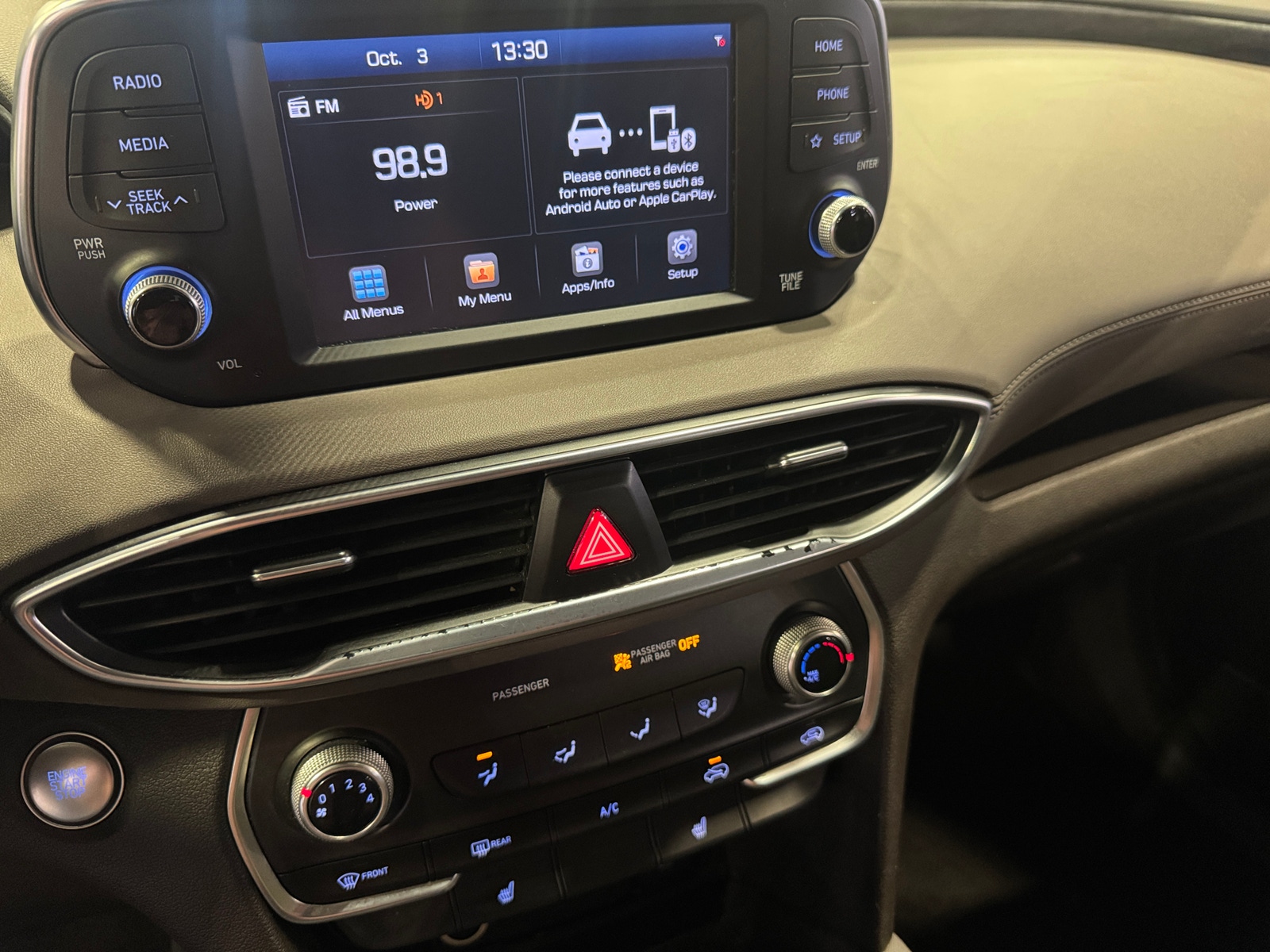 Thumbnail: 2019 Hyundai Santa Fe - 4