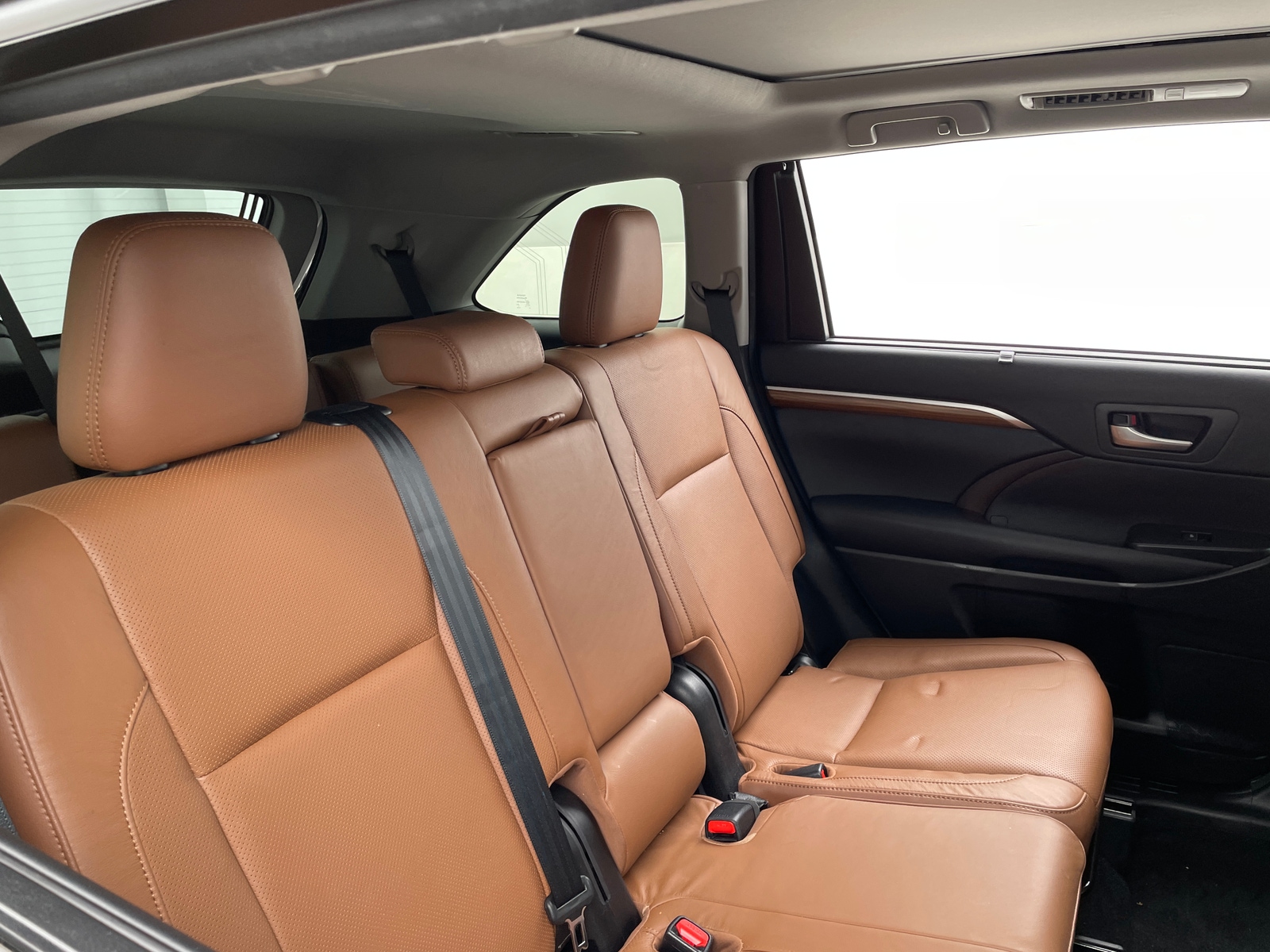 Thumbnail: 2017 Toyota Highlander - 5