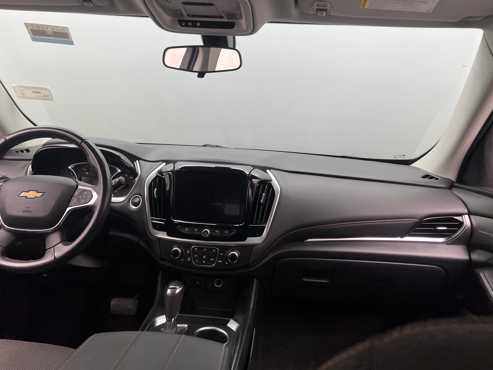 Thumbnail: 2019 Chevrolet Traverse - 3