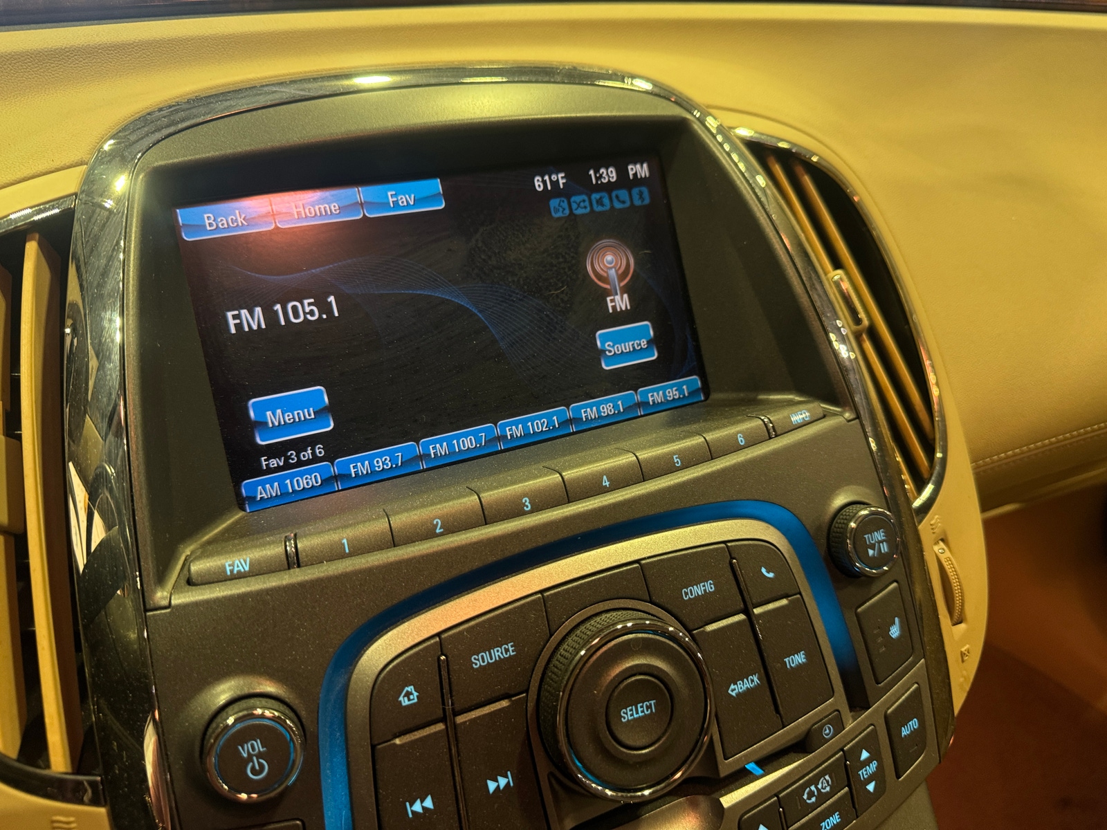 Thumbnail: 2012 Buick LaCrosse - 3